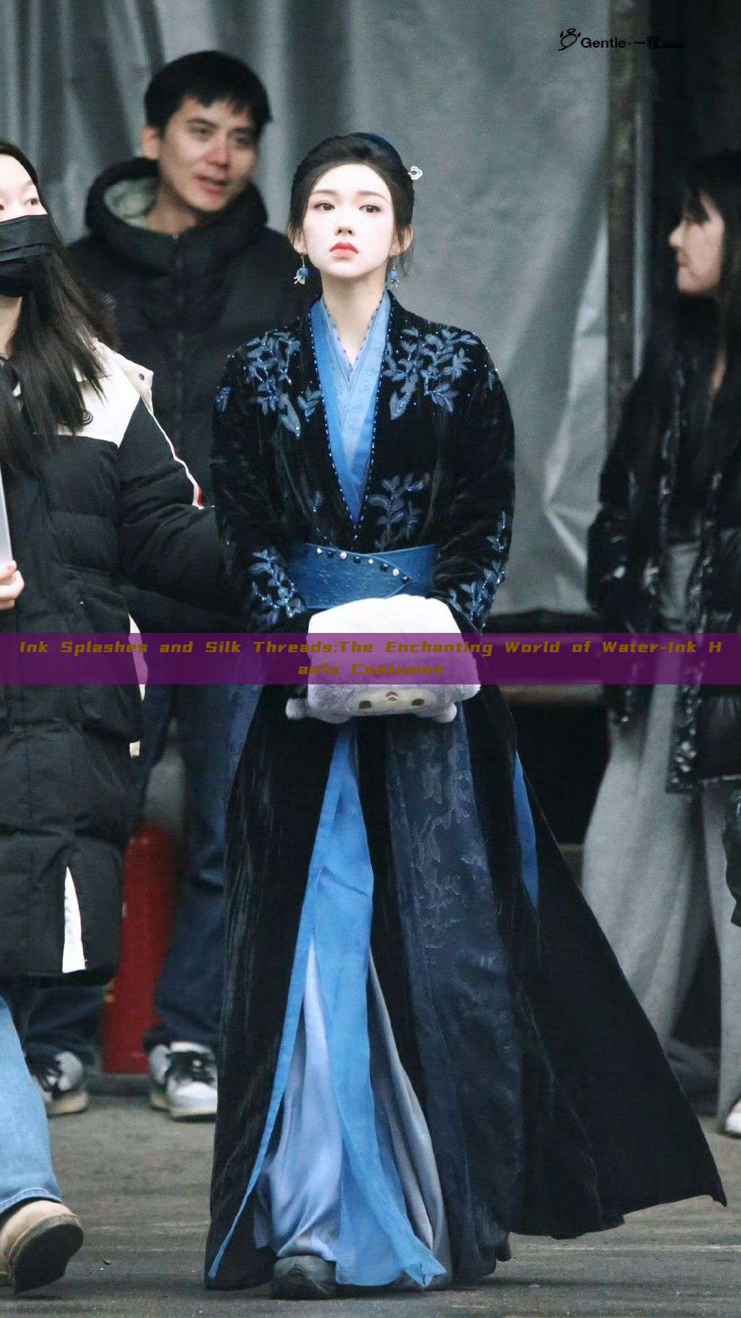 Ink Splashes and Silk Threads:The Enchanting World of Water-Ink Hanfu Costumes