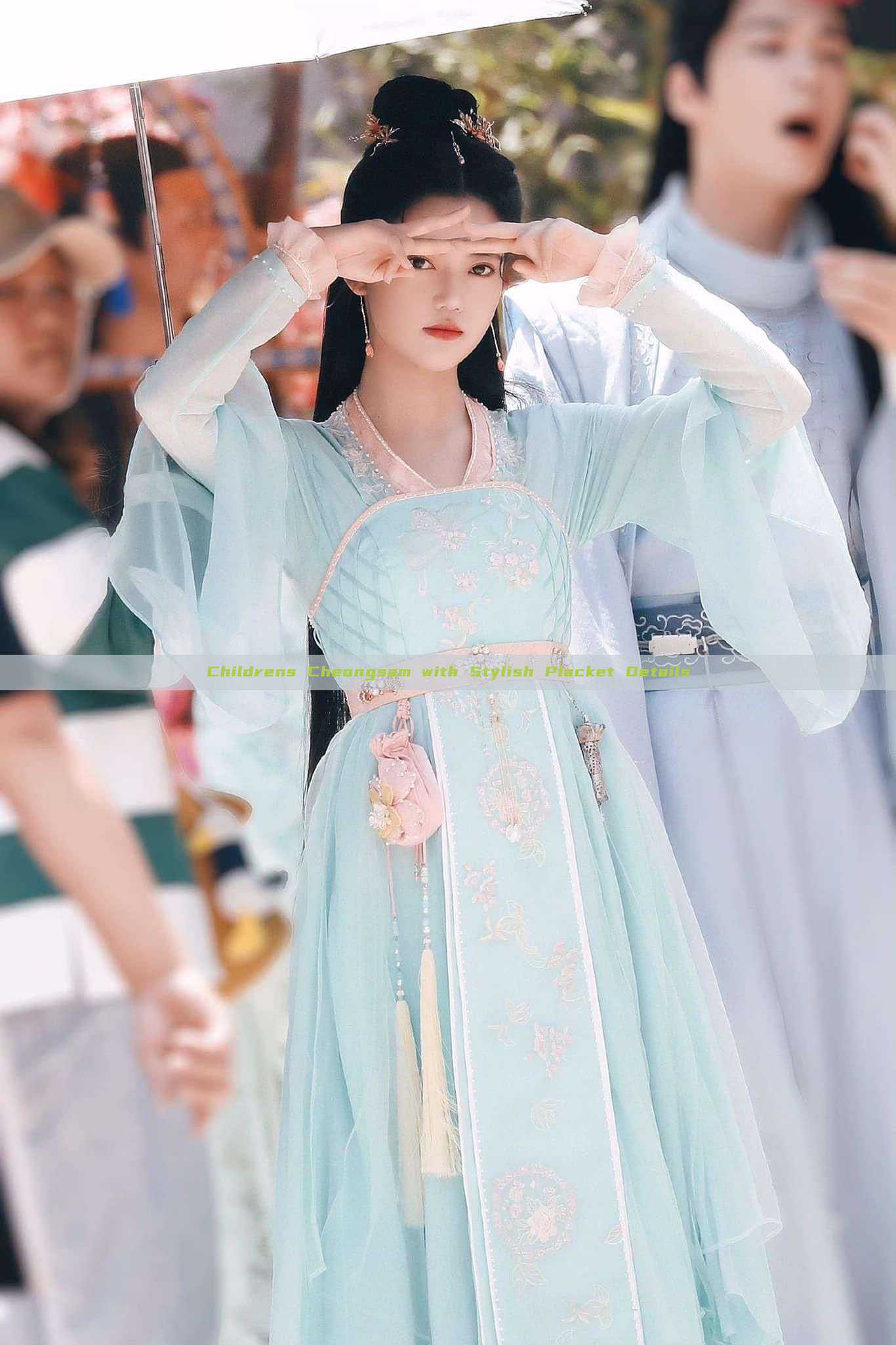Childrens Cheongsam with Stylish Placket Details Childrens Cheongsam with Stylish Placket Details