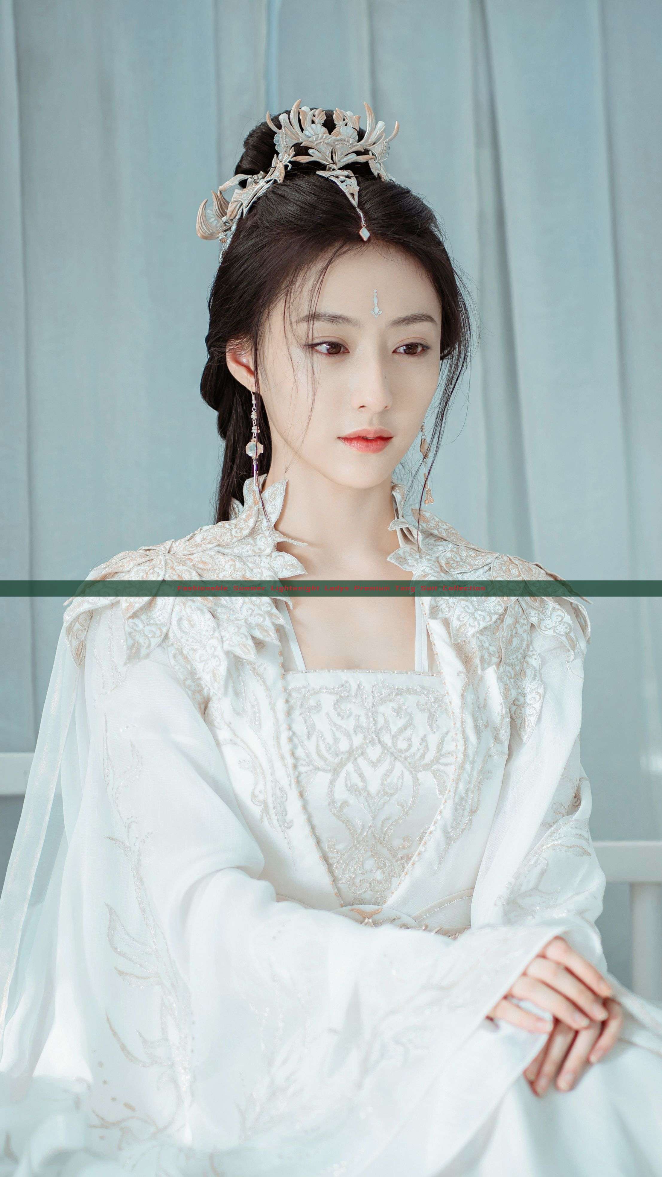 Fashionable Summer Lightweight Ladys Premium Tang Suit Collection Fashionable Summer Lightweight Ladys Premium Tang Suit Collection