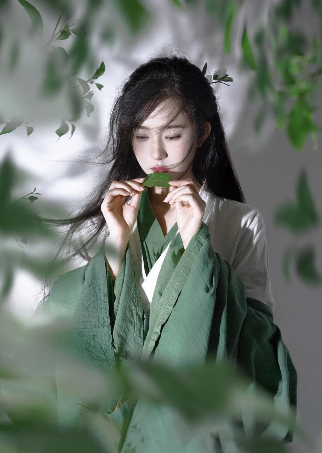 The Evolution of Hanfu Fashion:The Half-Sleeve Shirts The Evolution of Hanfu Fashion:The Half-Sleeve Shirts