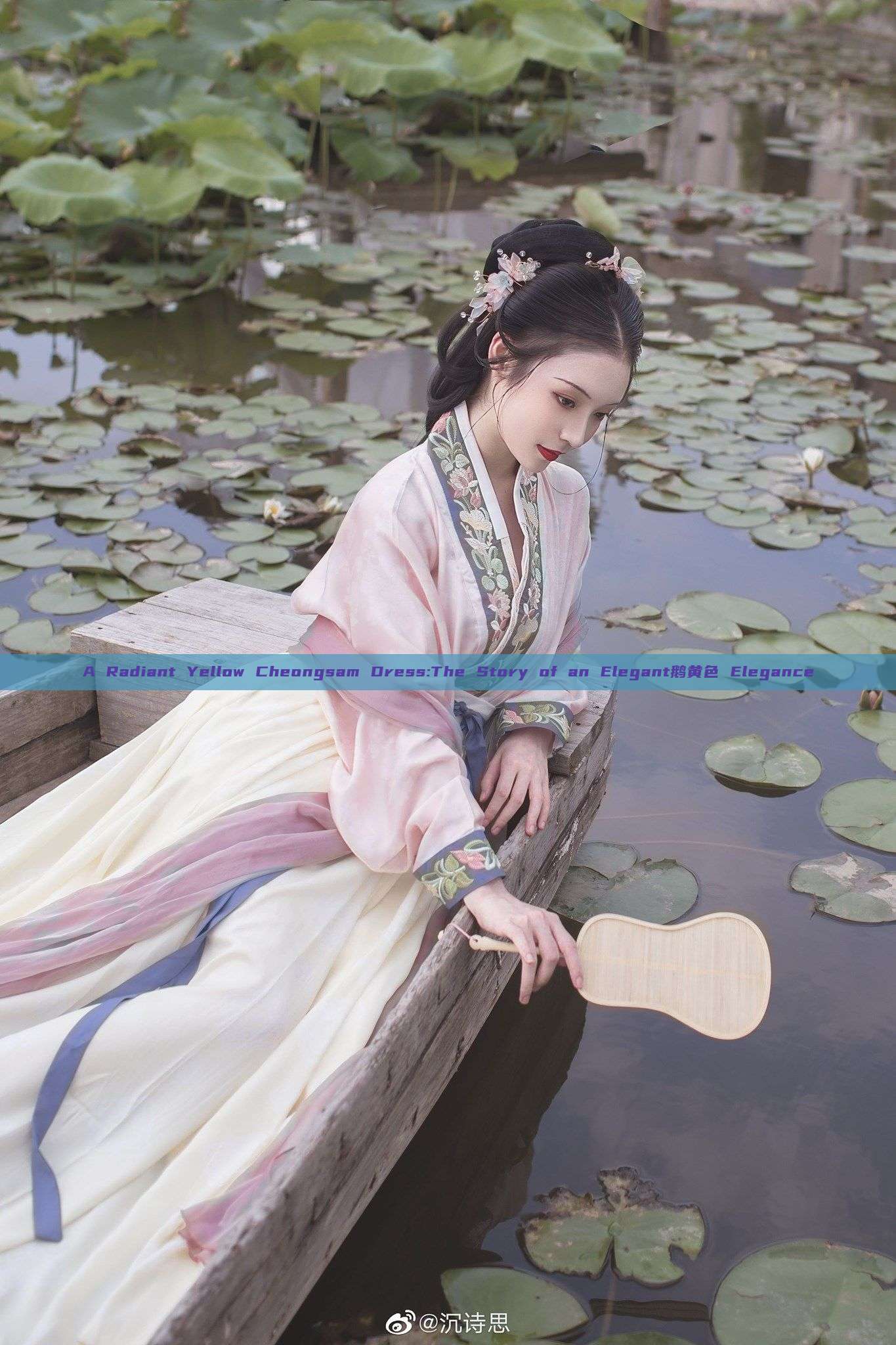 A Radiant Yellow Cheongsam Dress:The Story of an Elegant鹅黄色 Elegance A Radiant Yellow Cheongsam Dress:The Story of an Elegant鹅黄色 Elegance