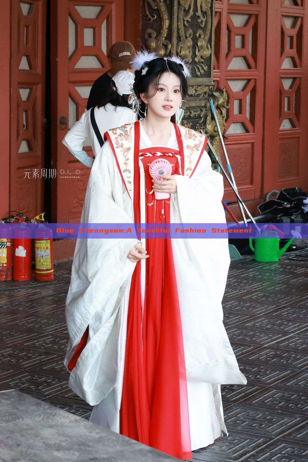 Blue Cheongsam:A Youthful Fashion Statement Blue Cheongsam:A Youthful Fashion Statement