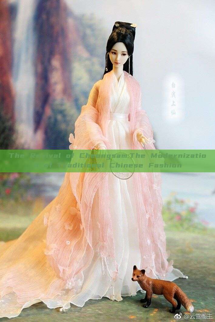The Revival of Cheongsam:The Modernization of Traditional Chinese Fashion The Revival of Cheongsam:The Modernization of Traditional Chinese Fashion