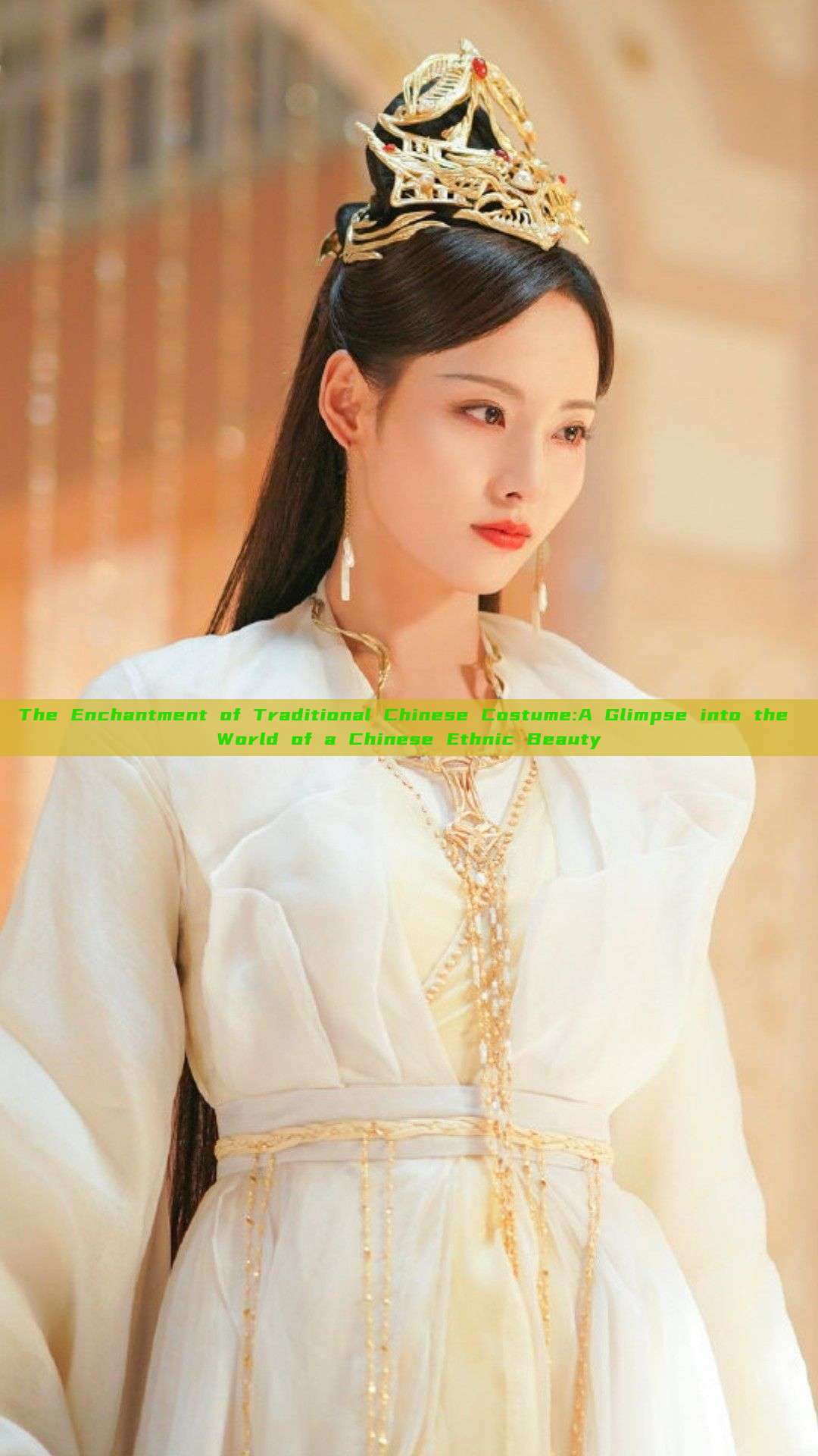 The Enchantment of Traditional Chinese Costume:A Glimpse into the World of a Chinese Ethnic Beauty The Enchantment of Traditional Chinese Costume:A Glimpse into the World of a Chinese Ethnic Beauty