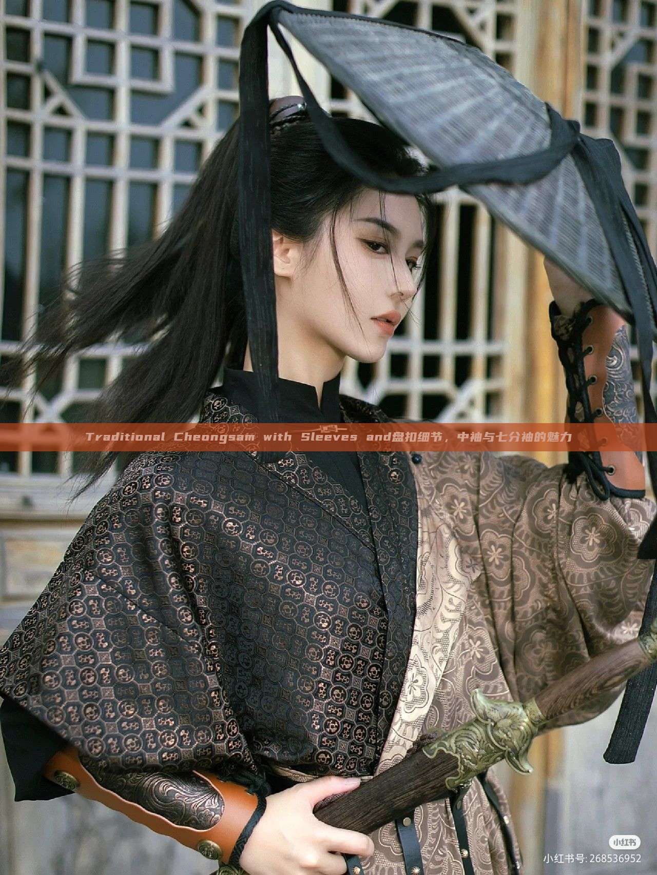 Traditional Cheongsam with Sleeves and盘扣细节,中袖与七分袖的魅力 Traditional Cheongsam with Sleeves and盘扣细节,中袖与七分袖的魅力