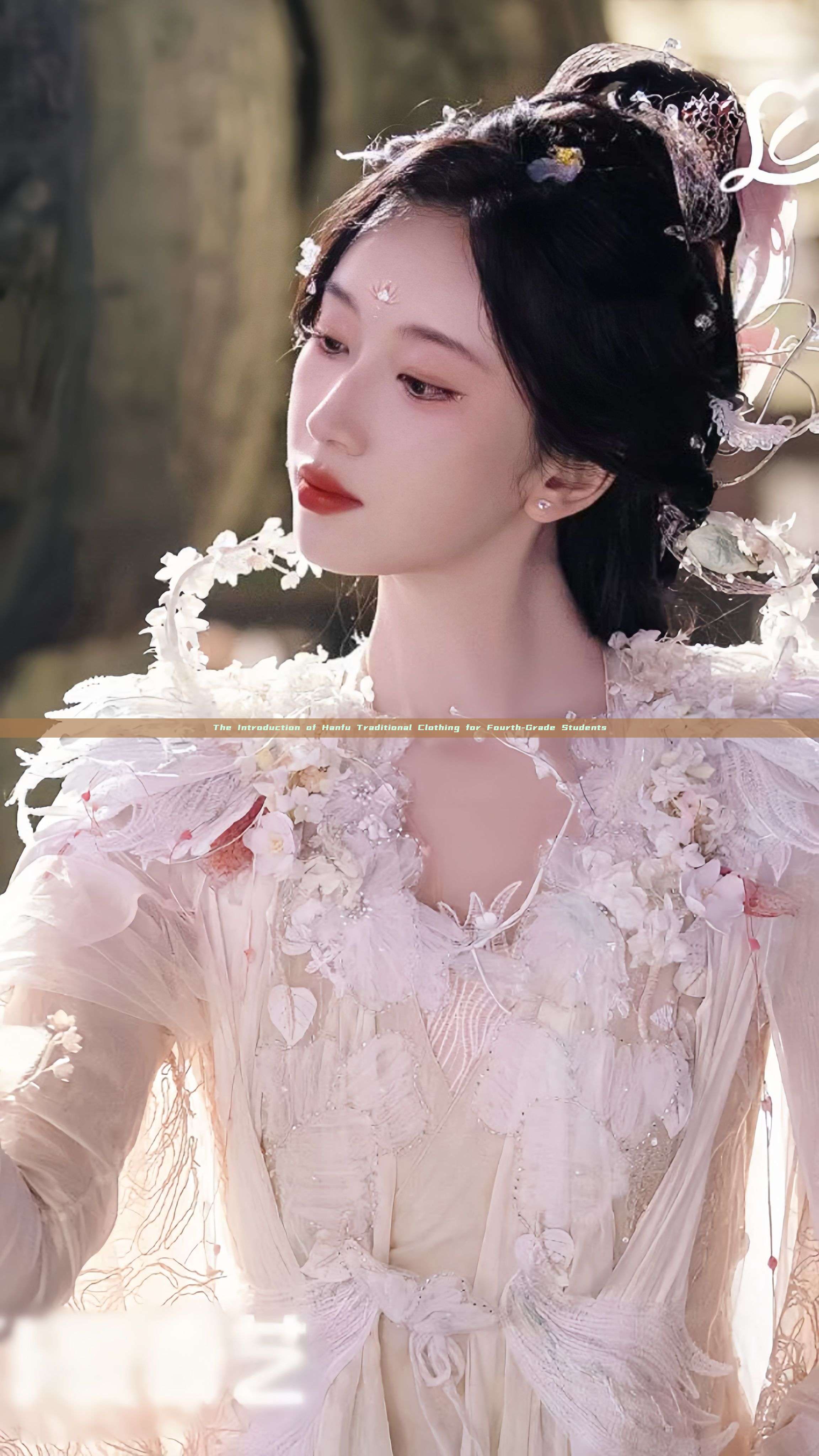 The Introduction of Hanfu Traditional Clothing for Fourth-Grade Students The Introduction of Hanfu Traditional Clothing for Fourth-Grade Students