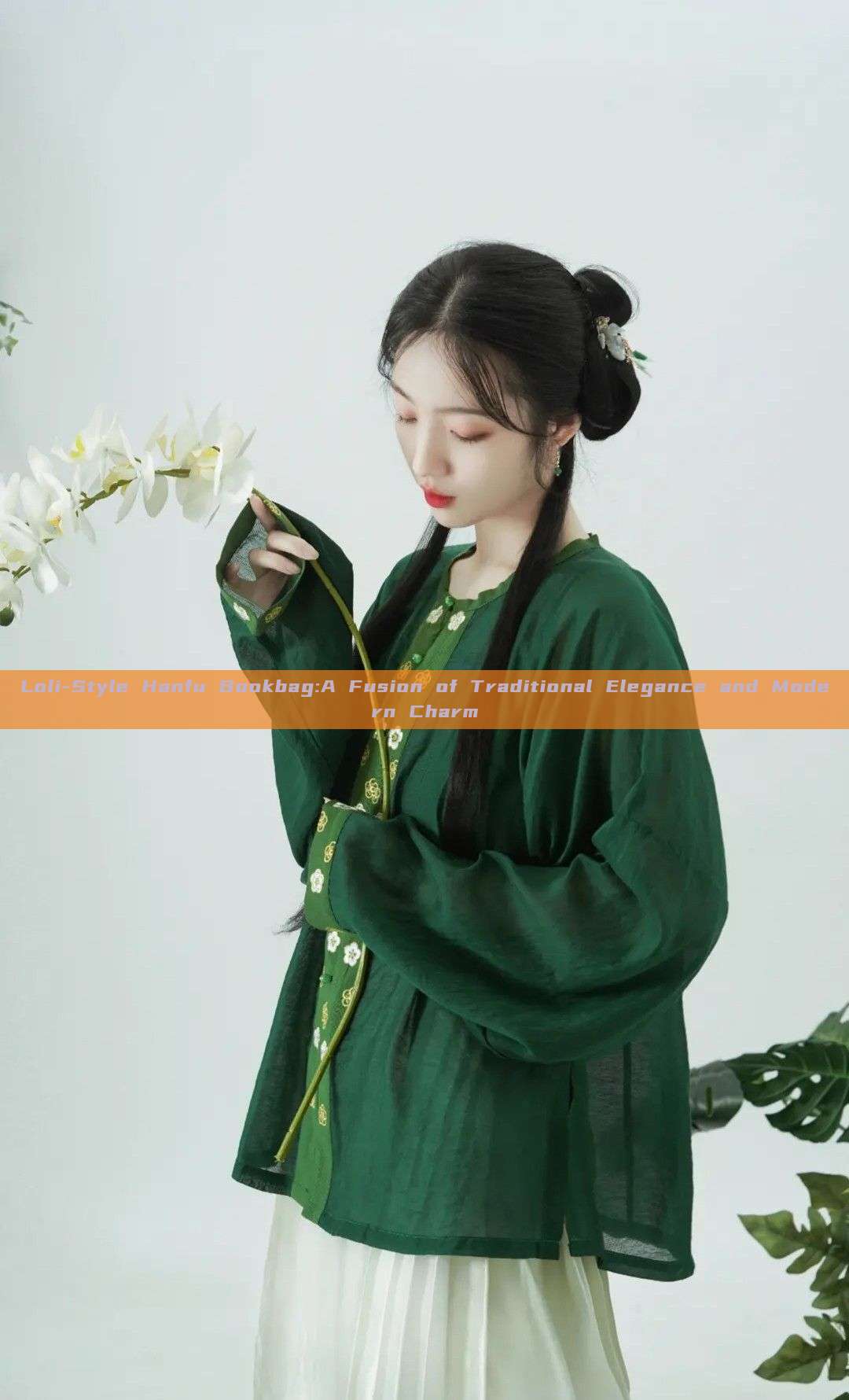 Loli-Style Hanfu Bookbag:A Fusion of Traditional Elegance and Modern Charm Loli-Style Hanfu Bookbag:A Fusion of Traditional Elegance and Modern Charm