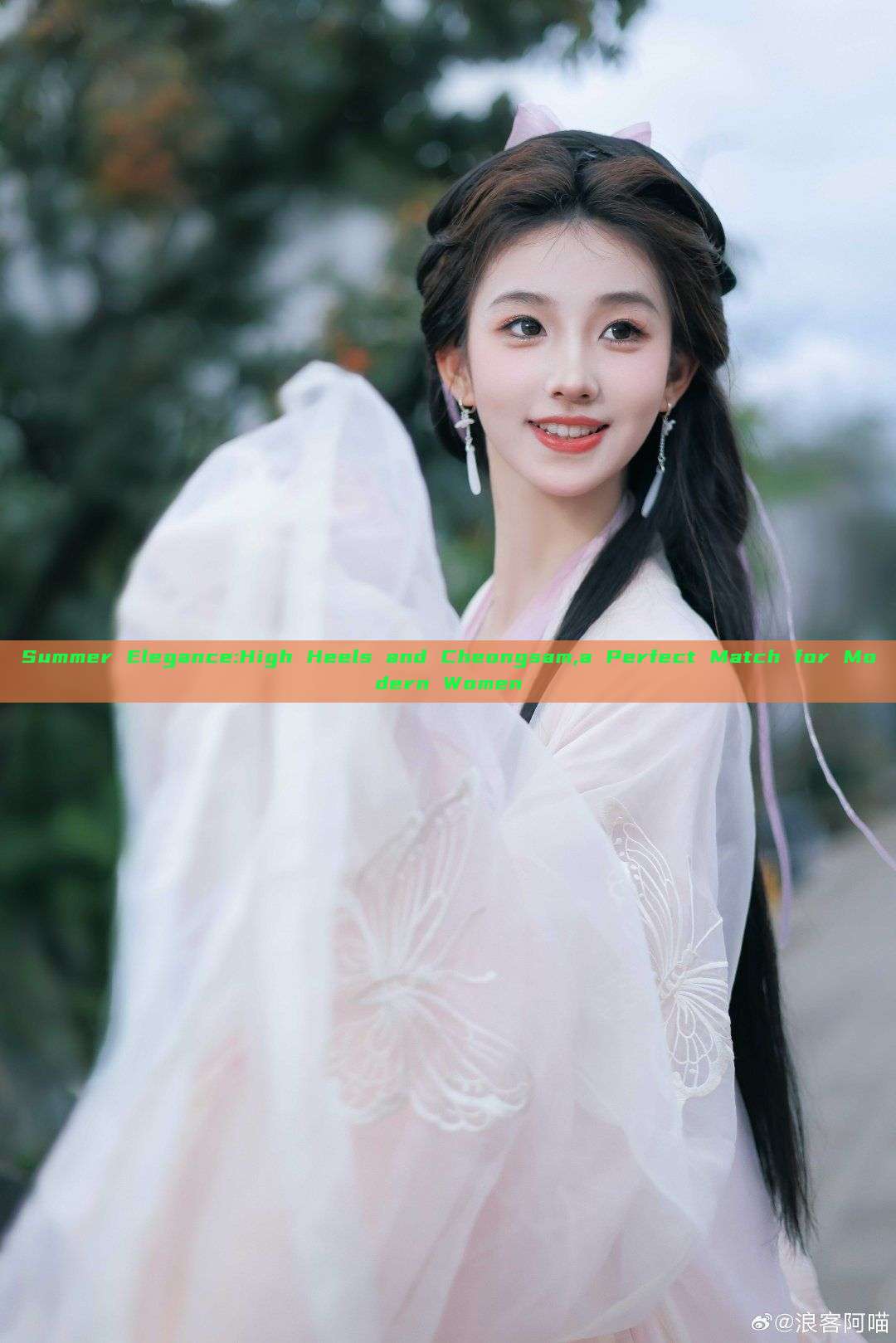 Summer Elegance:High Heels and Cheongsam,a Perfect Match for Modern Women Summer Elegance:High Heels and Cheongsam,a Perfect Match for Modern Women