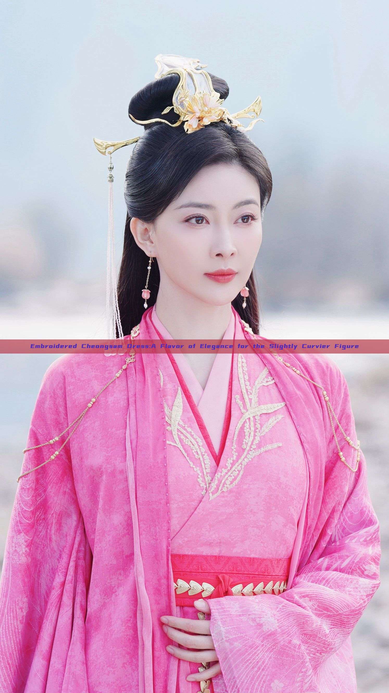 Embroidered Cheongsam Dress:A Flavor of Elegance for the Slightly Curvier Figure Embroidered Cheongsam Dress:A Flavor of Elegance for the Slightly Curvier Figure
