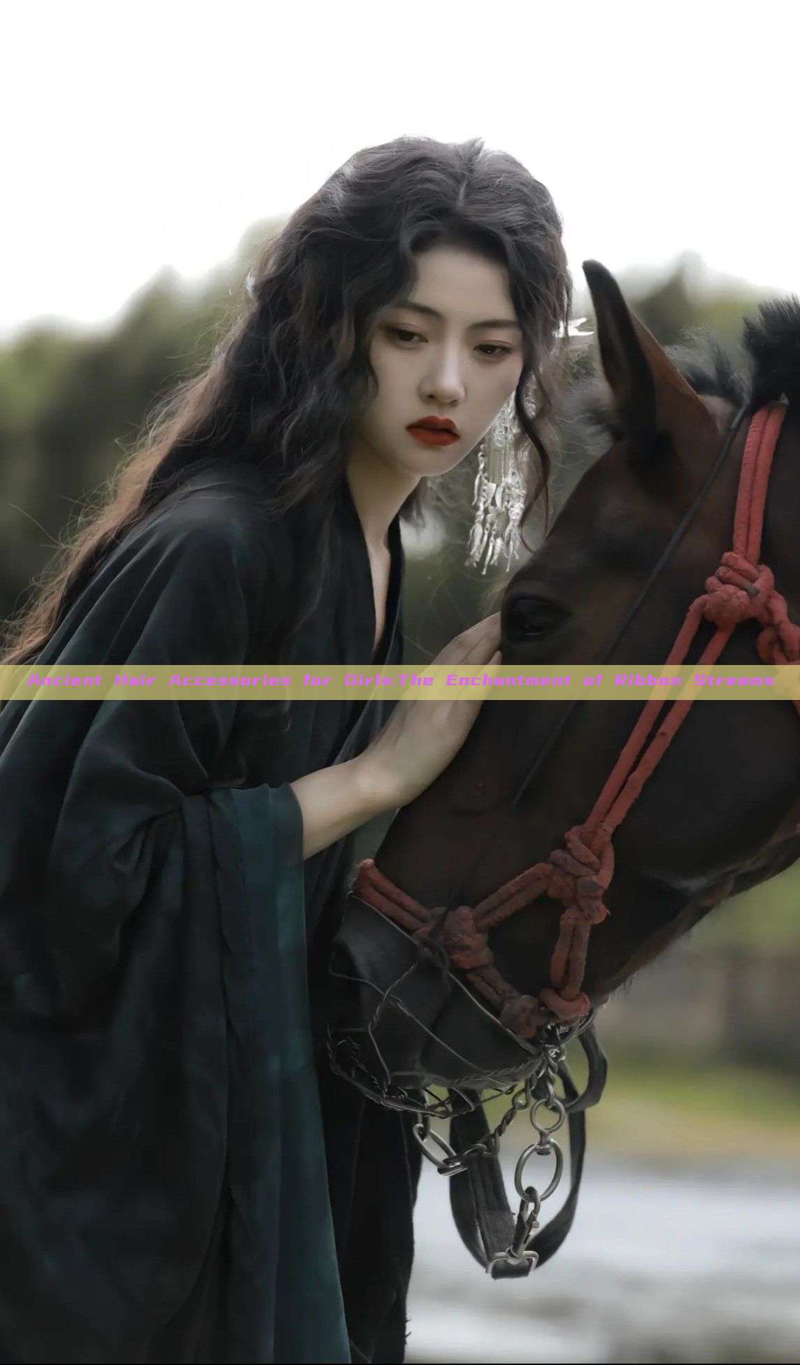 Ancient Hair Accessories for Girls:The Enchantment of Ribbon Streams Ancient Hair Accessories for Girls:The Enchantment of Ribbon Streams