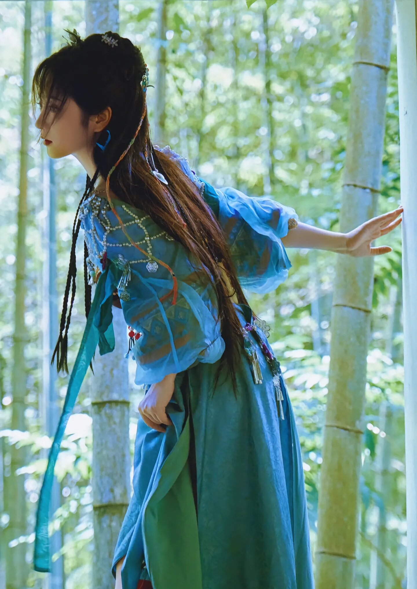 Elegant Hanfu Pants Suit for Women:A Two-Piece Ensemble Elegant Hanfu Pants Suit for Women:A Two-Piece Ensemble