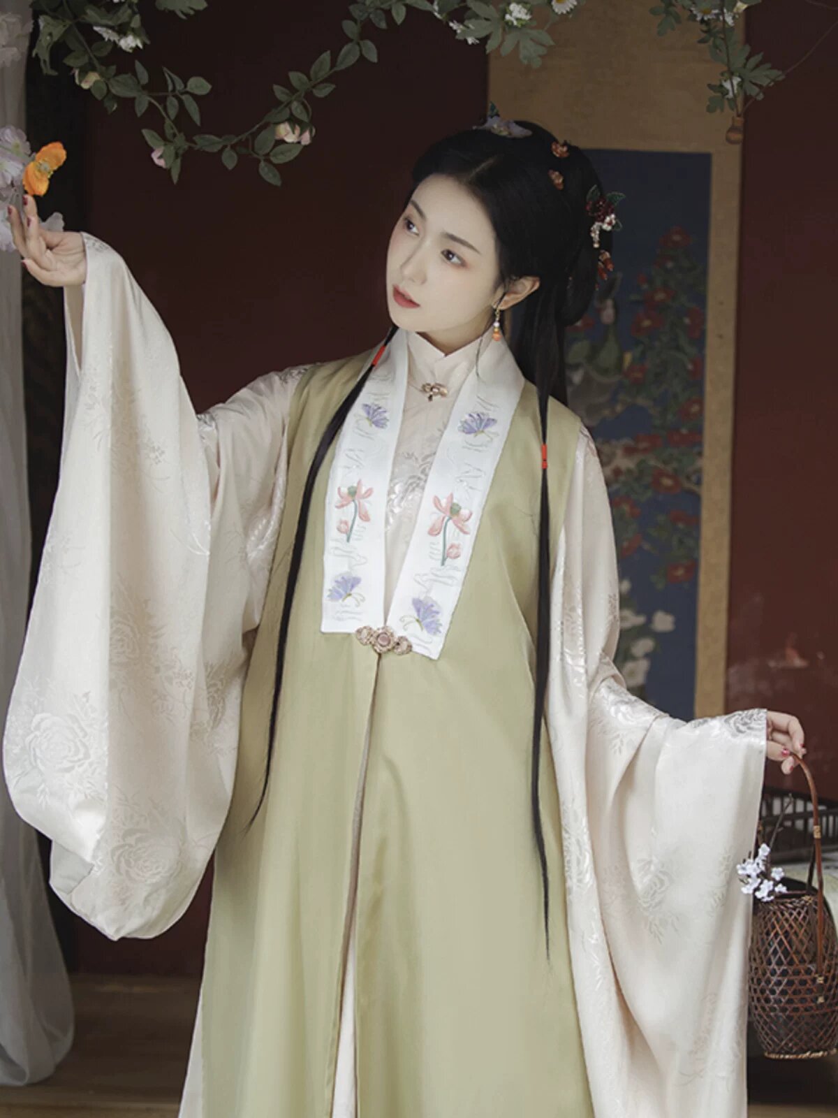 Baby Hanfu Headdress:A Guide to Styling Your 2-Year-Old in Traditional Charm Baby Hanfu Headdress:A Guide to Styling Your 2-Year-Old in Traditional Charm