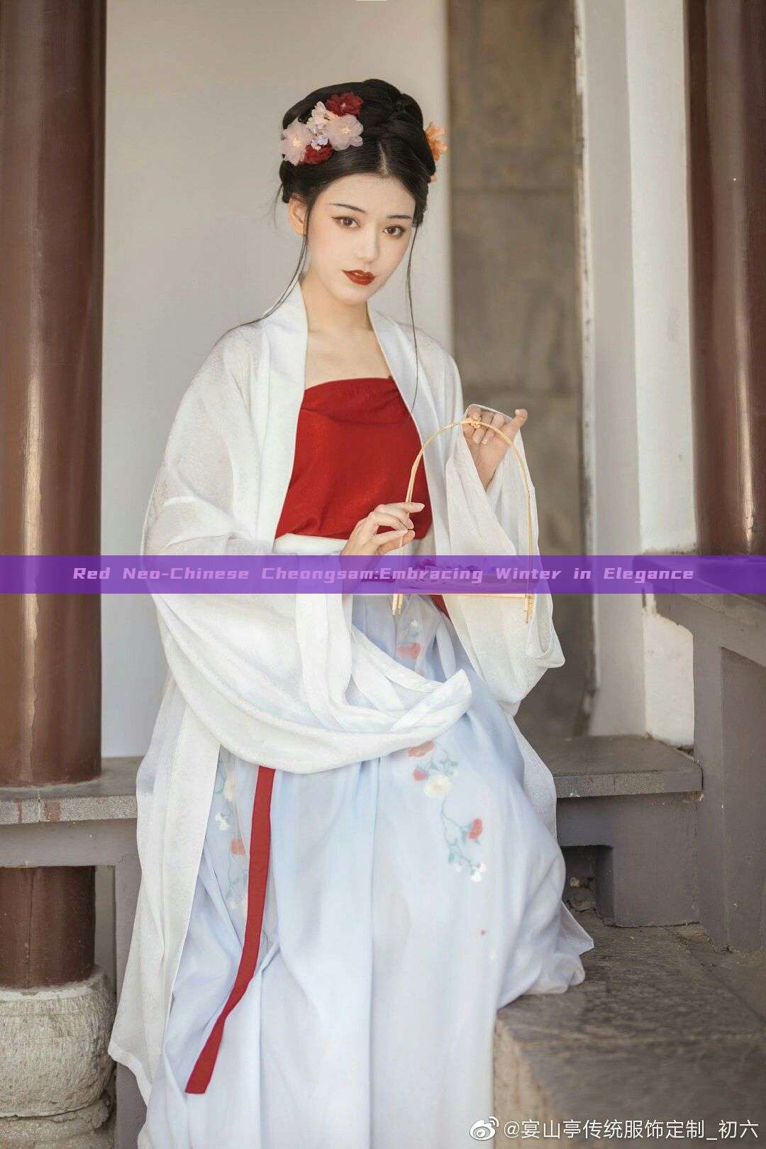 Red Neo-Chinese Cheongsam:Embracing Winter in Elegance Red Neo-Chinese Cheongsam:Embracing Winter in Elegance