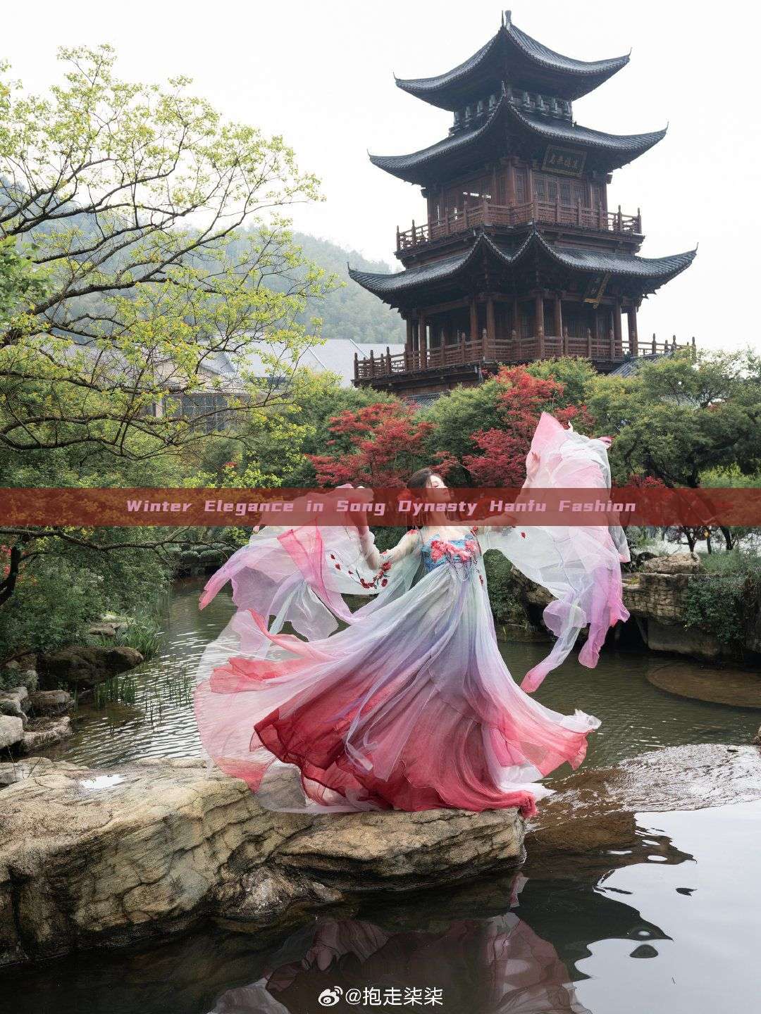 Winter Elegance in Song Dynasty Hanfu Fashion Winter Elegance in Song Dynasty Hanfu Fashion