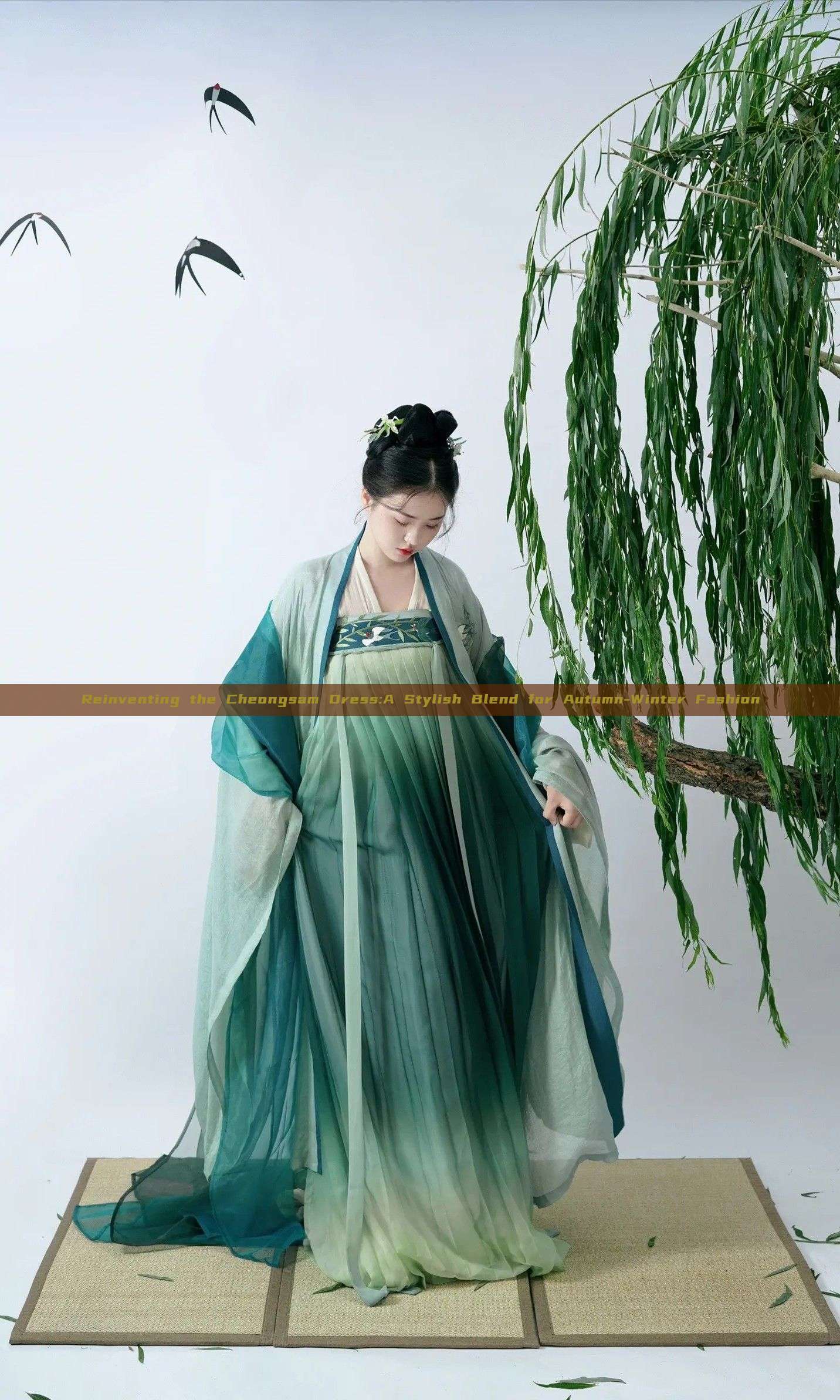 Reinventing the Cheongsam Dress:A Stylish Blend for Autumn-Winter Fashion Reinventing the Cheongsam Dress:A Stylish Blend for Autumn-Winter Fashion