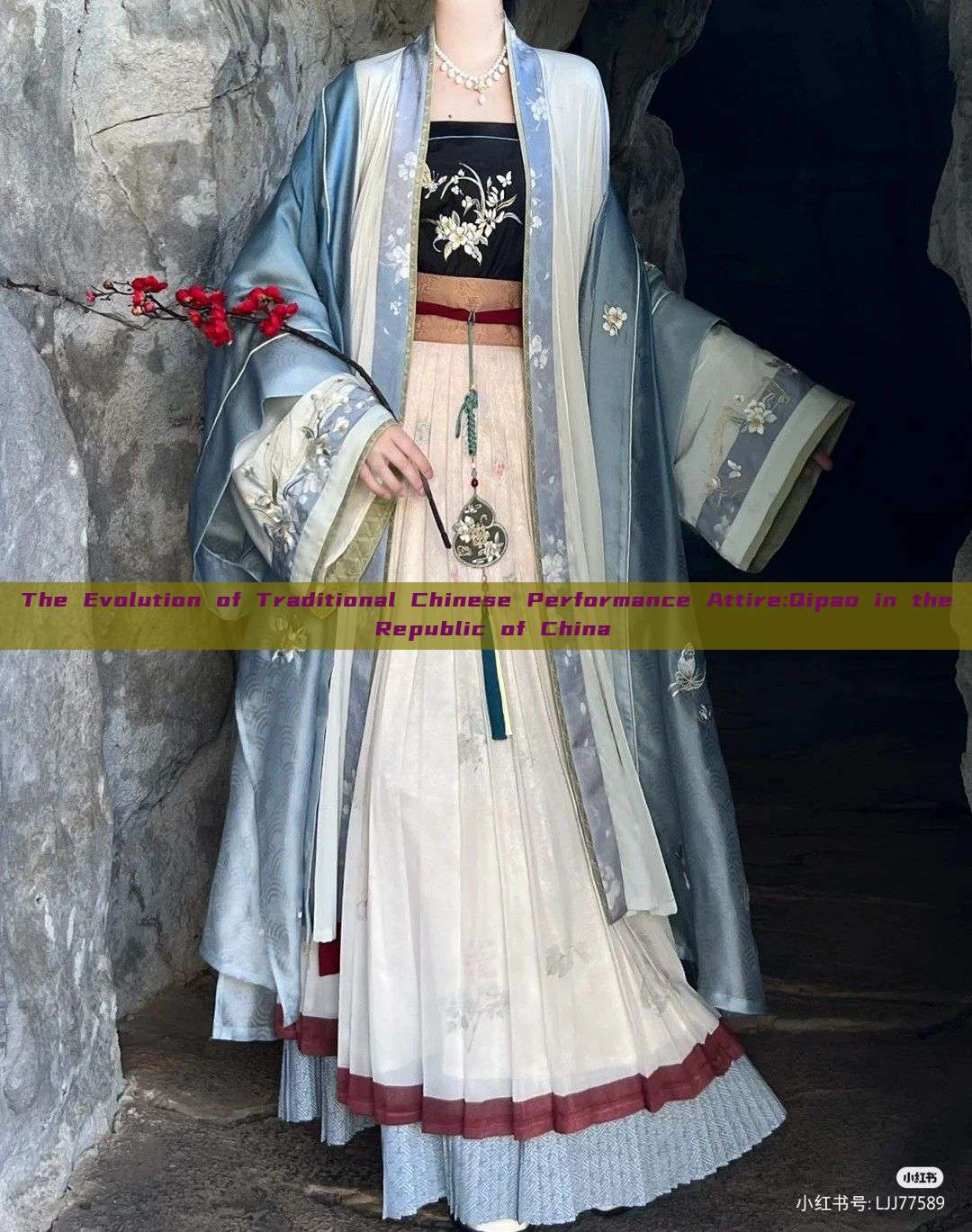 The Evolution of Traditional Chinese Performance Attire:Qipao in the Republic of China The Evolution of Traditional Chinese Performance Attire:Qipao in the Republic of China
