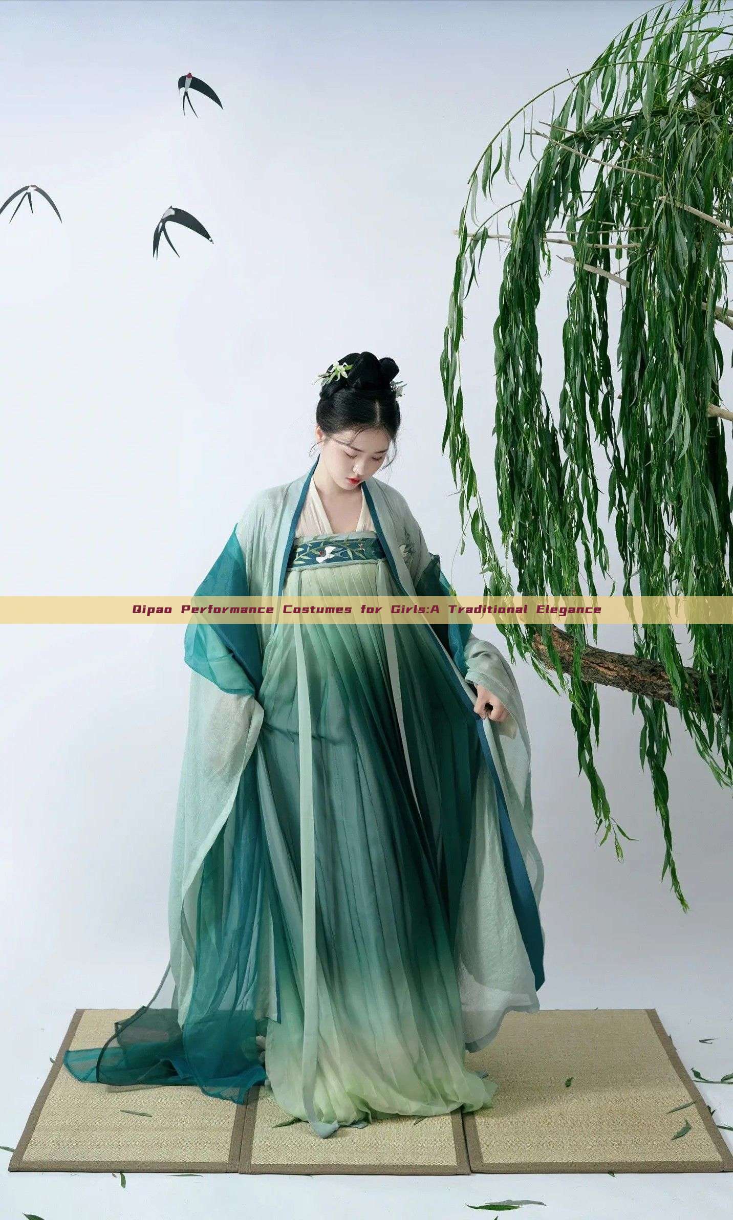 Qipao Performance Costumes for Girls:A Traditional Elegance Qipao Performance Costumes for Girls:A Traditional Elegance