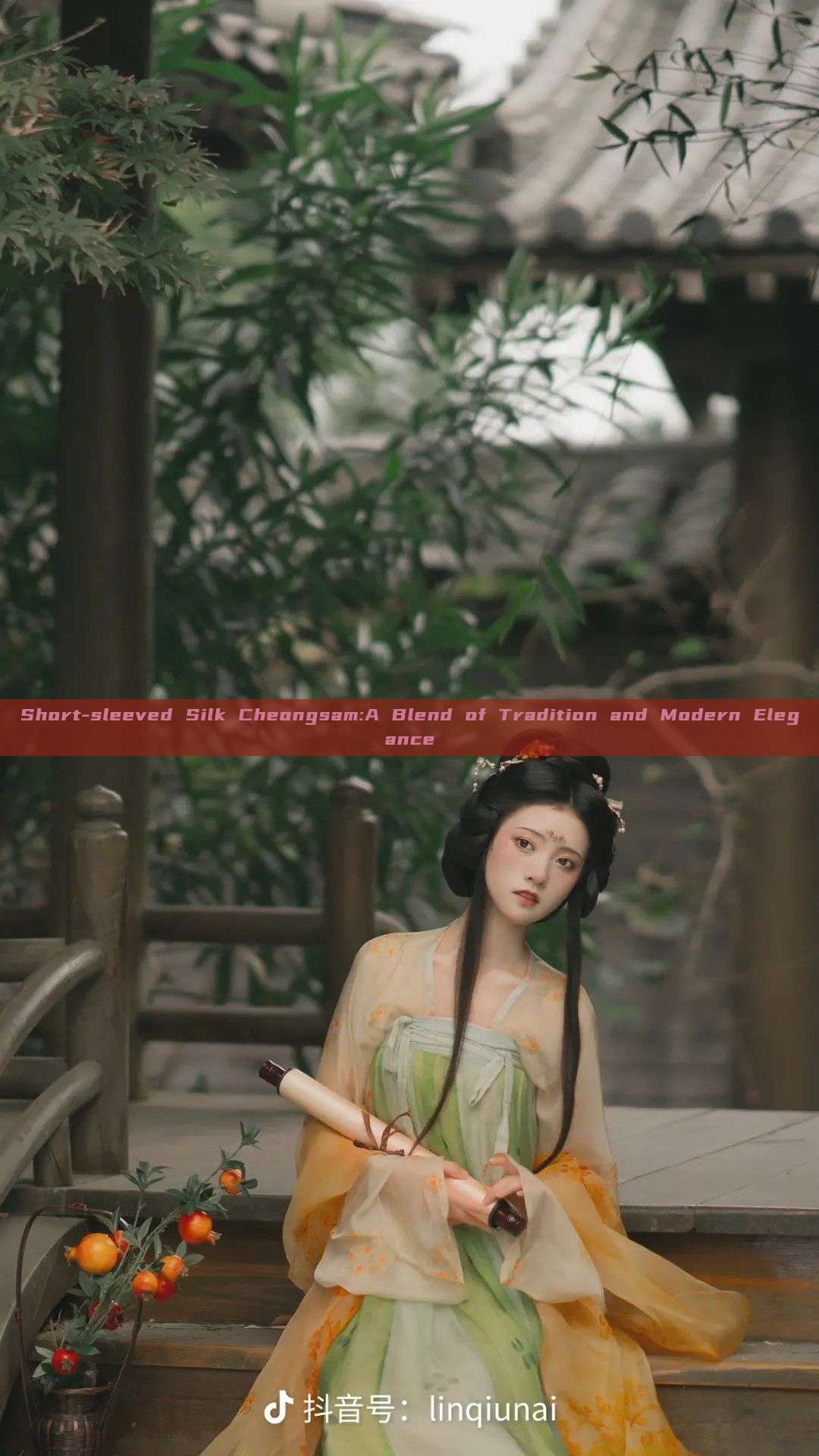 Short-sleeved Silk Cheongsam:A Blend of Tradition and Modern Elegance Short-sleeved Silk Cheongsam:A Blend of Tradition and Modern Elegance