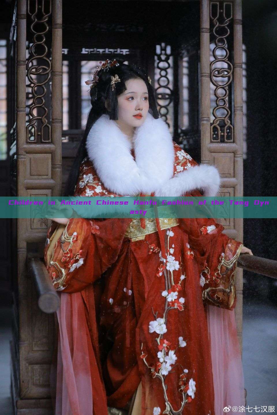 Children in Ancient Chinese Hanfu Fashion of the Tang Dynasty Children in Ancient Chinese Hanfu Fashion of the Tang Dynasty