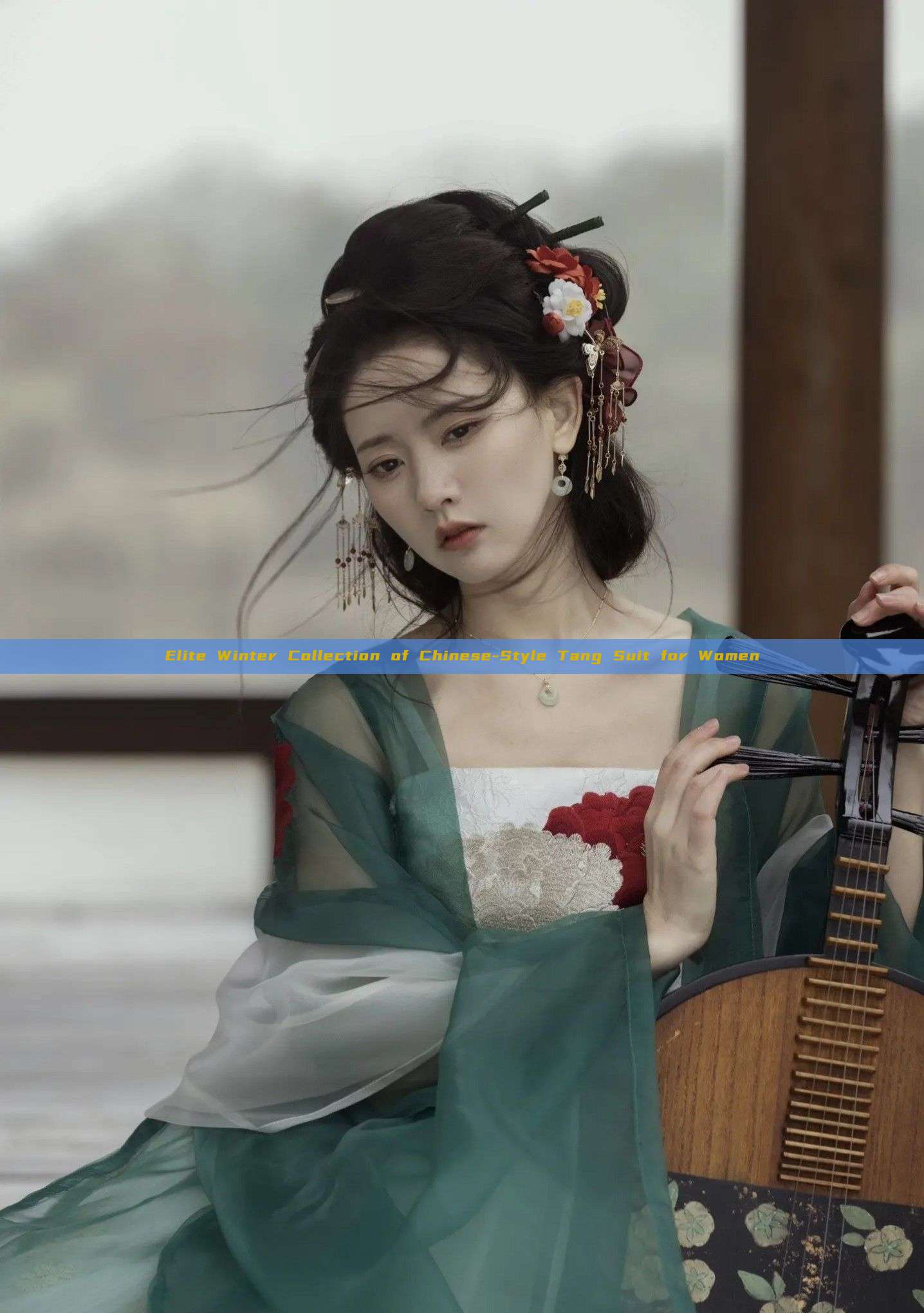 Elite Winter Collection of Chinese-Style Tang Suit for Women Elite Winter Collection of Chinese-Style Tang Suit for Women
