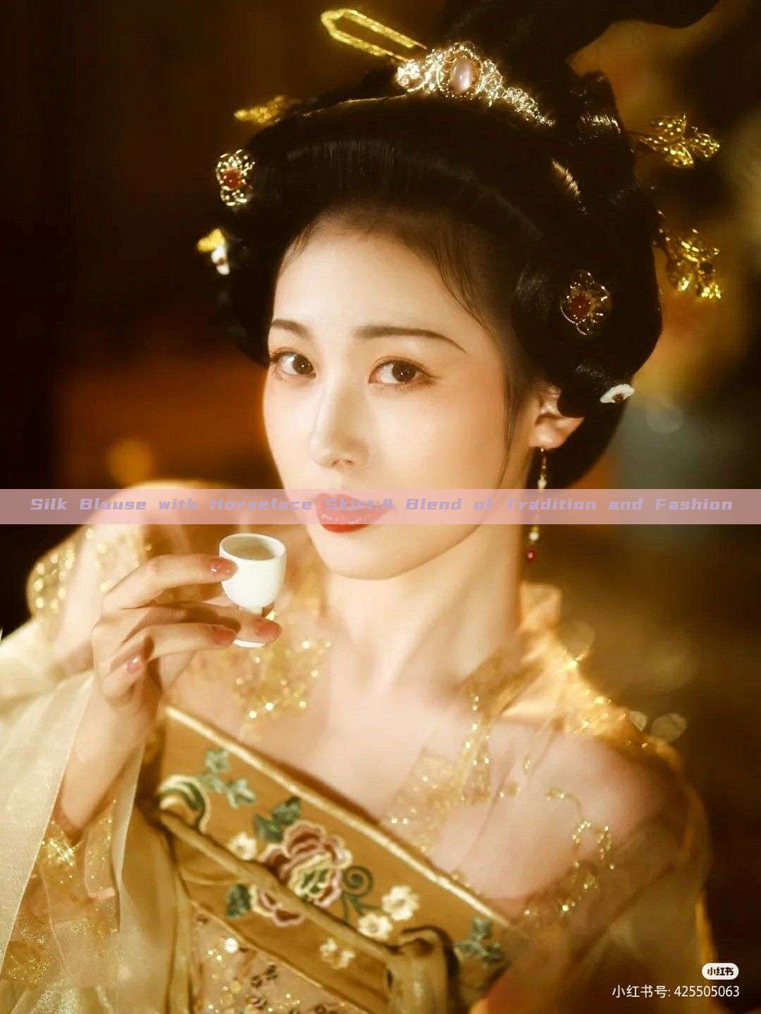 Silk Blouse with Horseface Skirt:A Blend of Tradition and Fashion Silk Blouse with Horseface Skirt:A Blend of Tradition and Fashion