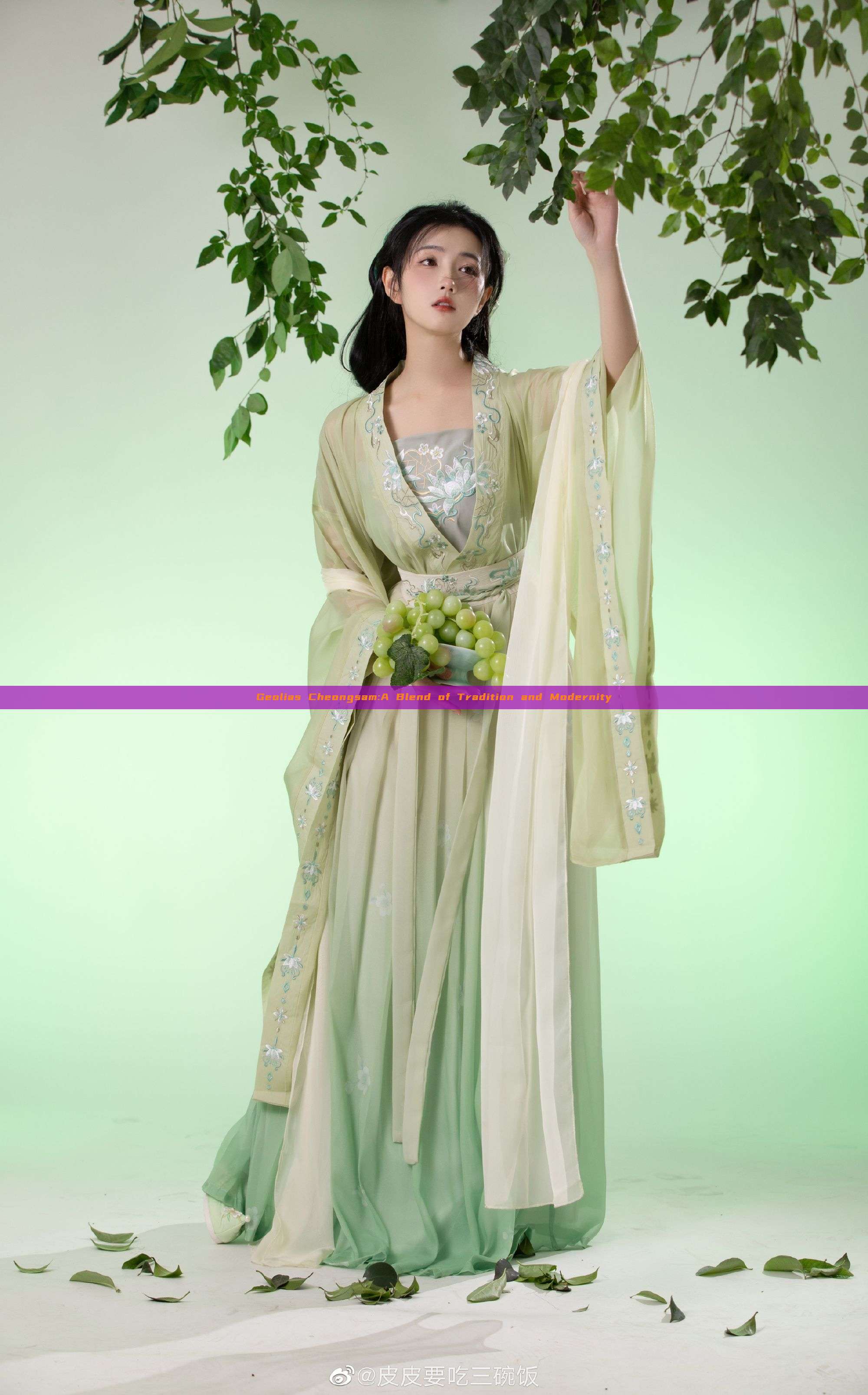 Geolias Cheongsam:A Blend of Tradition and Modernity