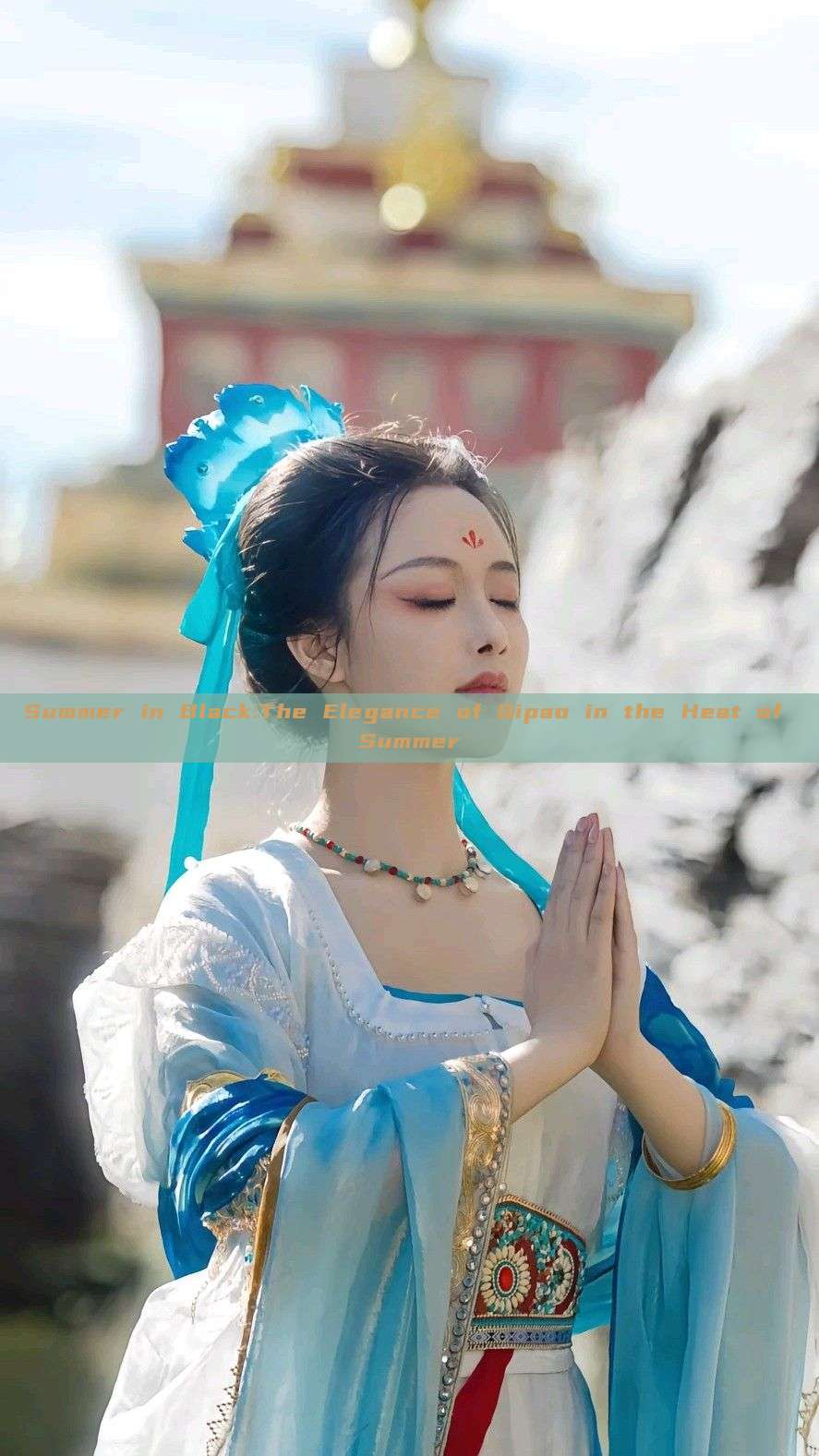 Summer in Black:The Elegance of Qipao in the Heat of Summer Summer in Black:The Elegance of Qipao in the Heat of Summer