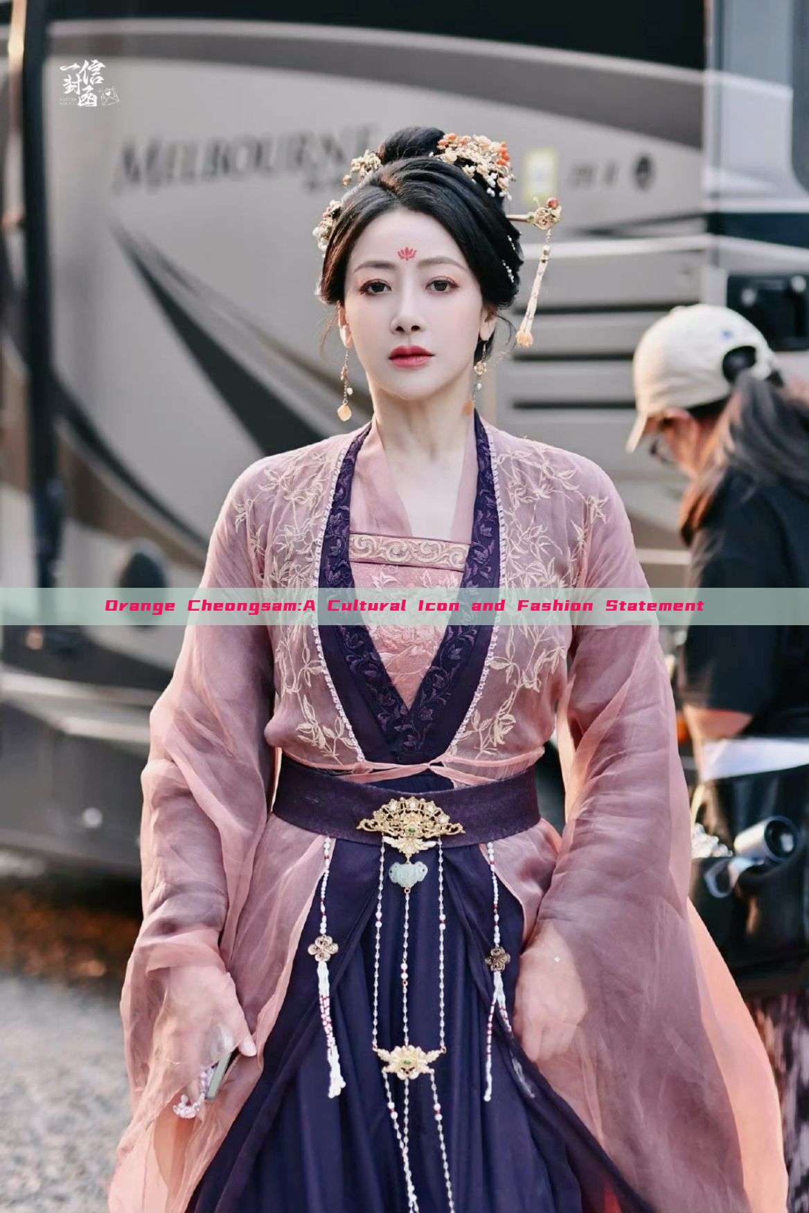 Orange Cheongsam:A Cultural Icon and Fashion Statement Orange Cheongsam:A Cultural Icon and Fashion Statement