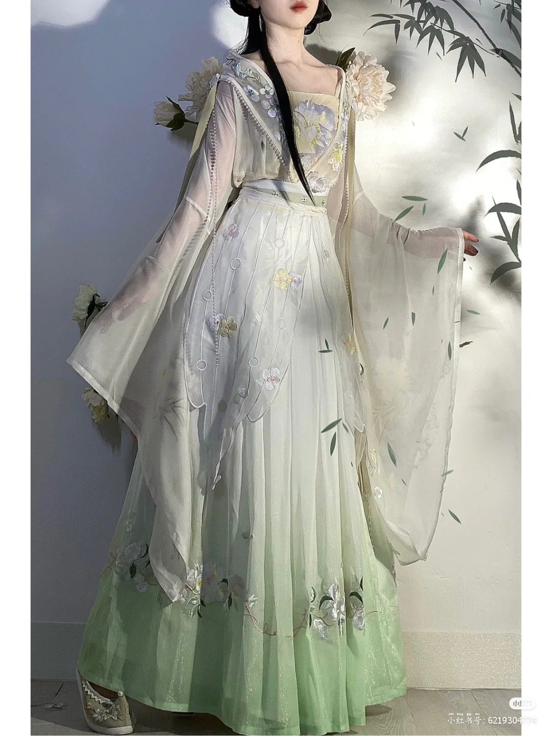 Daily Wear of Hanfu for Young Girls:A Guide to Comfort and Style Daily Wear of Hanfu for Young Girls:A Guide to Comfort and Style