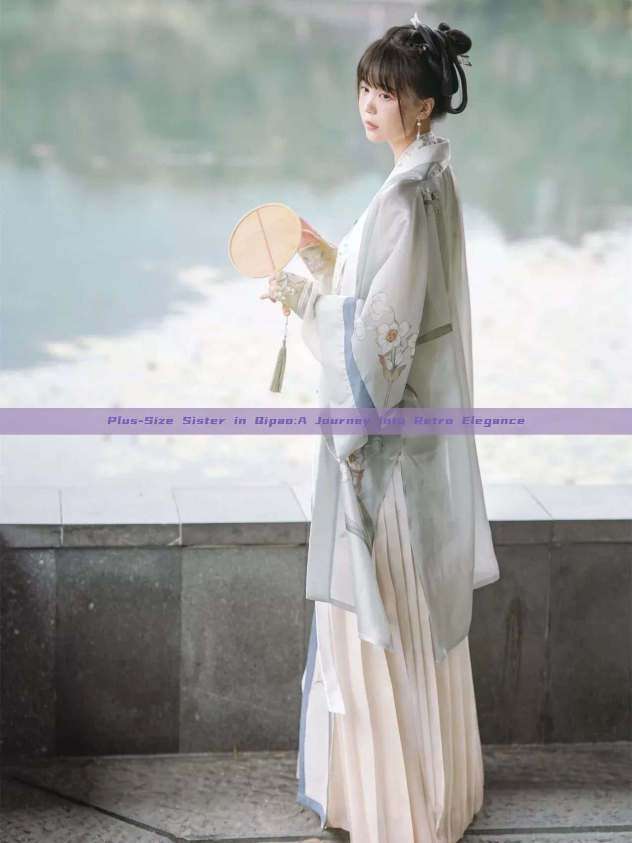 Plus-Size Sister in Qipao:A Journey into Retro Elegance Plus-Size Sister in Qipao:A Journey into Retro Elegance