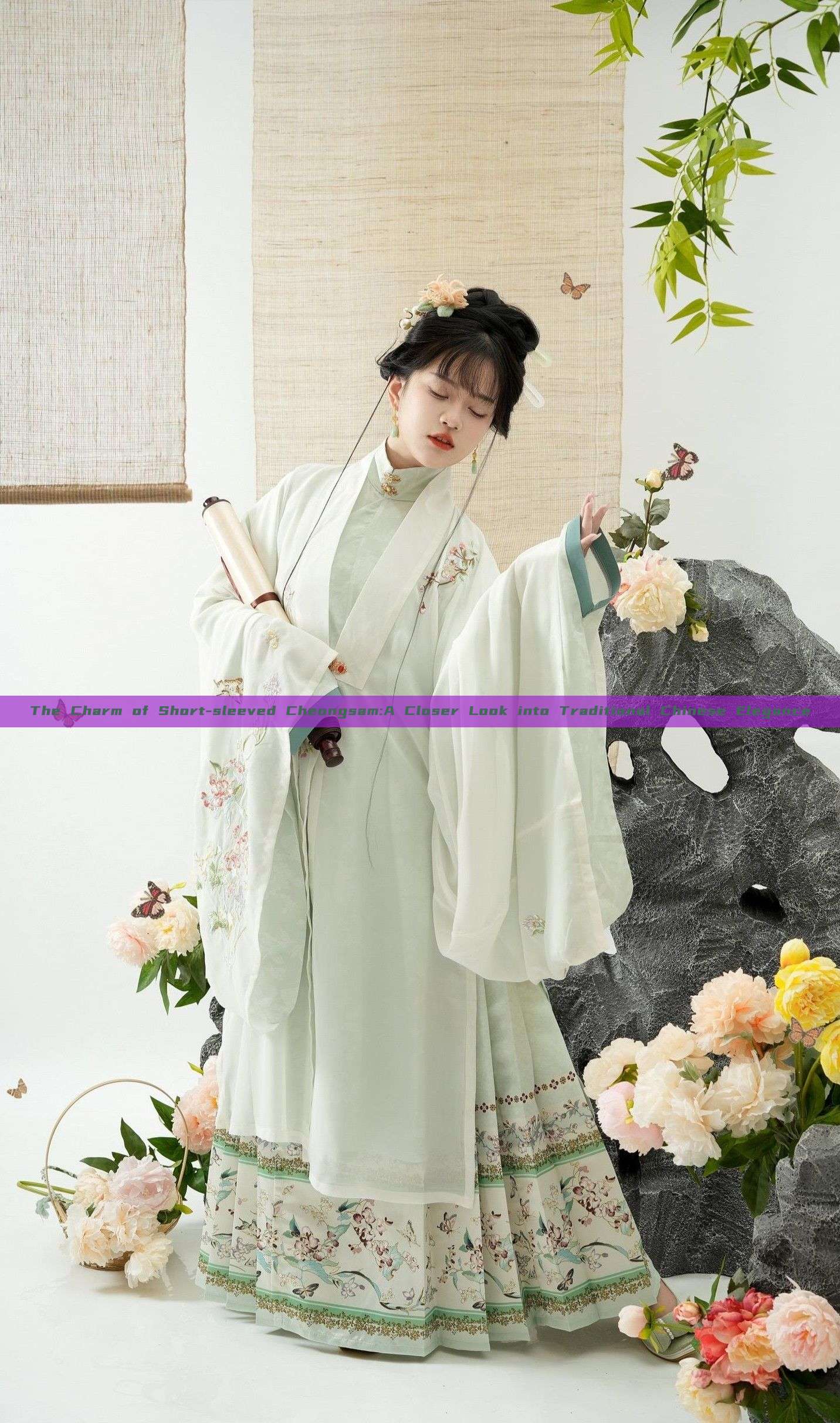 The Charm of Short-sleeved Cheongsam:A Closer Look into Traditional Chinese Elegance The Charm of Short-sleeved Cheongsam:A Closer Look into Traditional Chinese Elegance