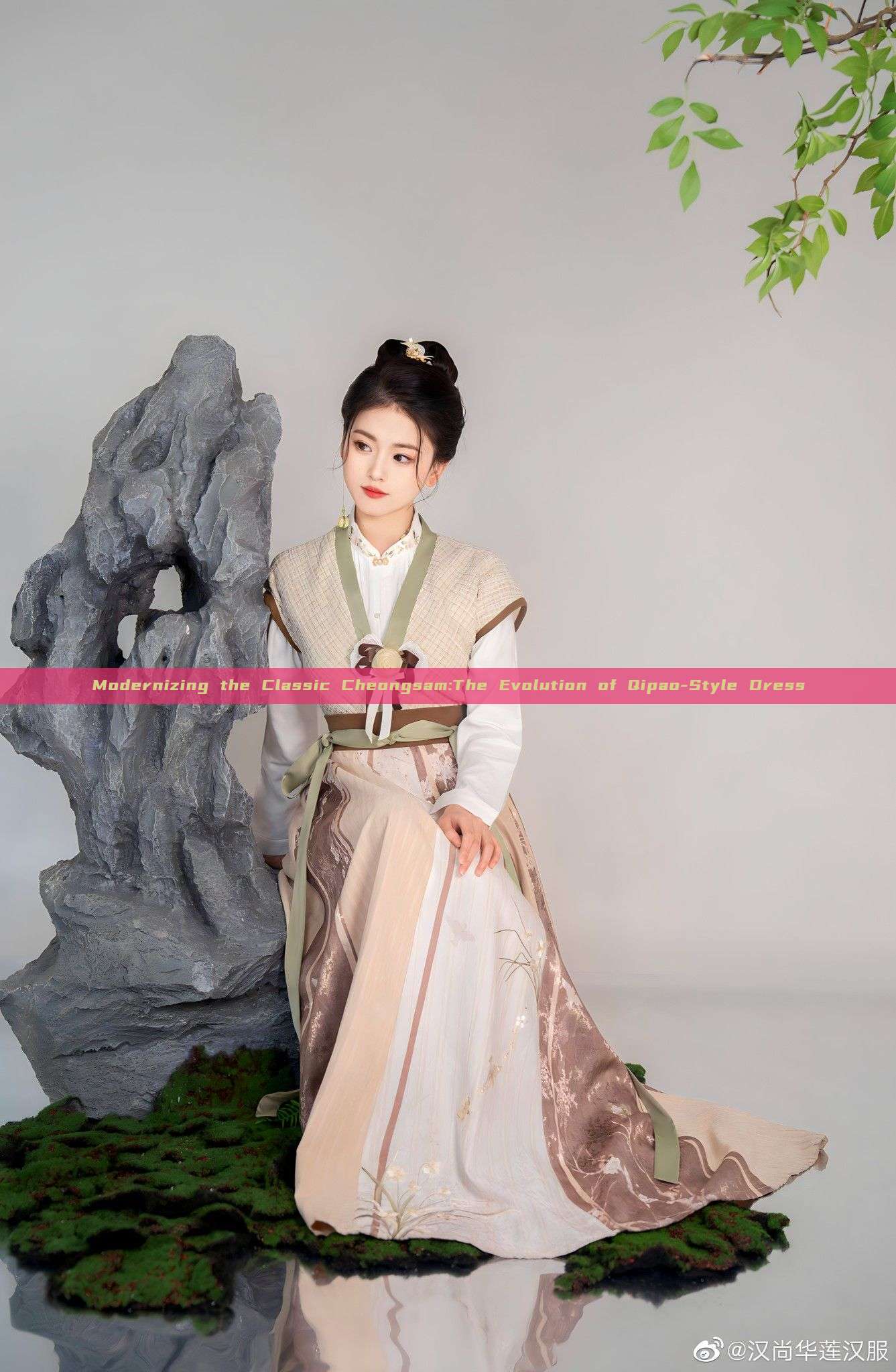 Modernizing the Classic Cheongsam:The Evolution of Qipao-Style Dress Modernizing the Classic Cheongsam:The Evolution of Qipao-Style Dress