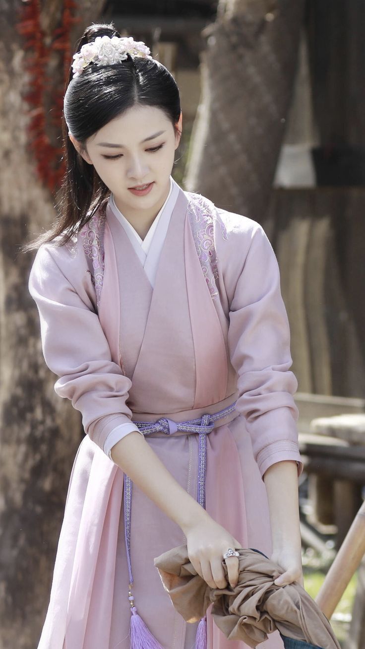 Qiqi Weis Cheongsam Elegance:A Resounding Success Story Qiqi Weis Cheongsam Elegance:A Resounding Success Story