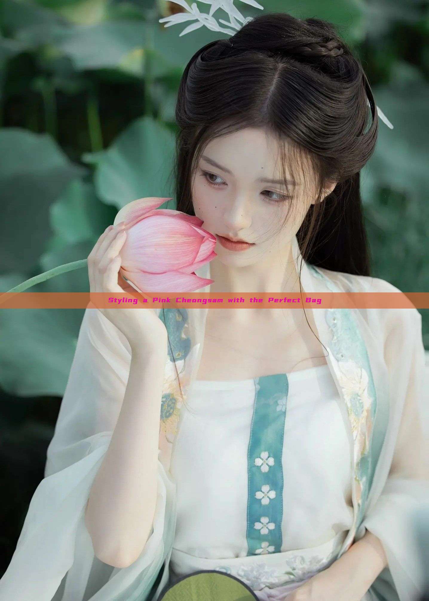 Styling a Pink Cheongsam with the Perfect Bag Styling a Pink Cheongsam with the Perfect Bag