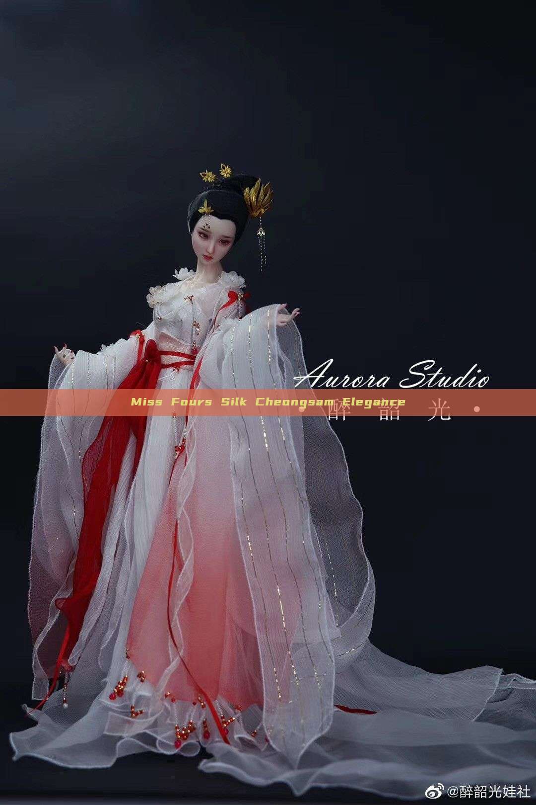Miss Fours Silk Cheongsam Elegance Miss Fours Silk Cheongsam Elegance