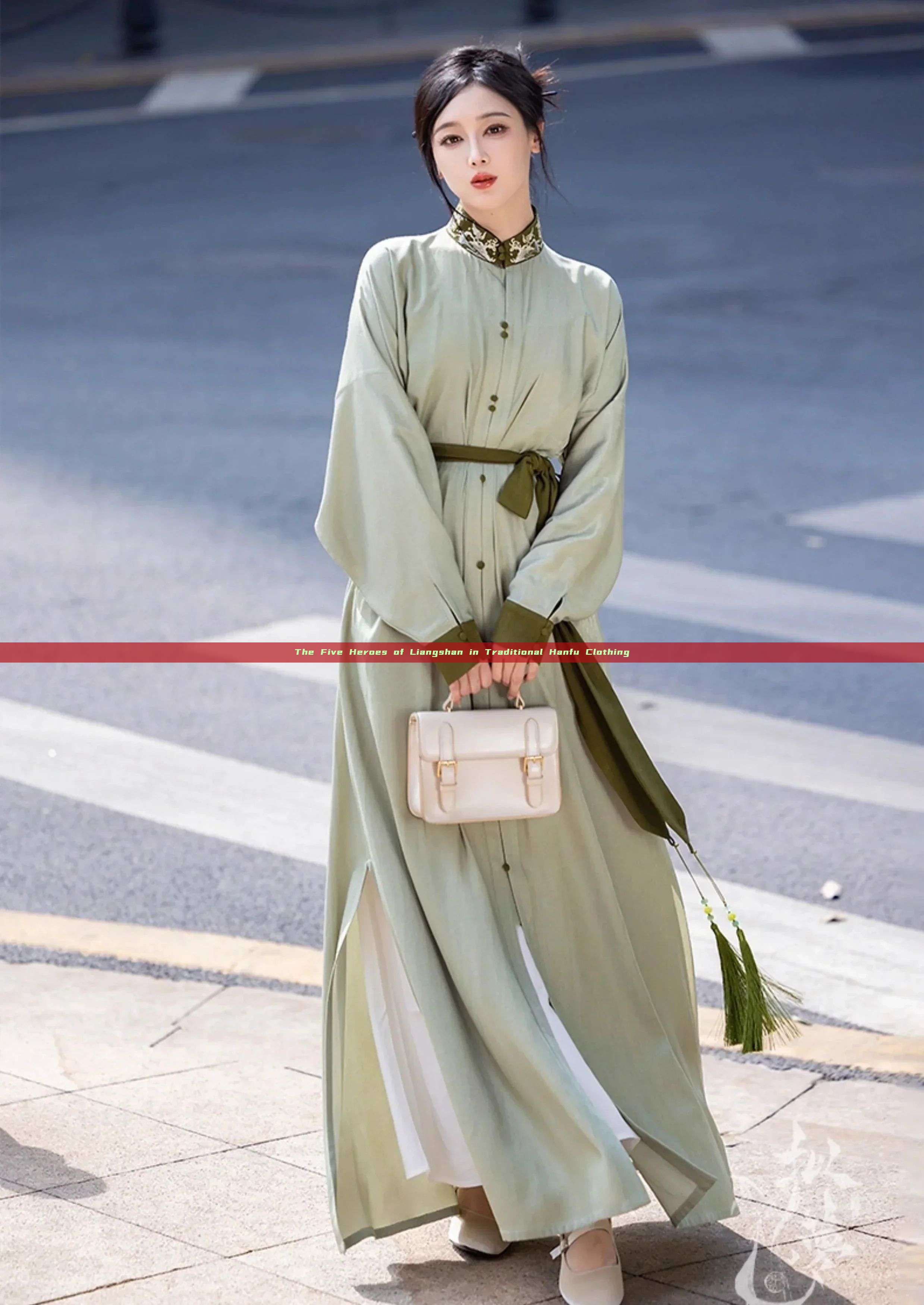 The Five Heroes of Liangshan in Traditional Hanfu Clothing The Five Heroes of Liangshan in Traditional Hanfu Clothing