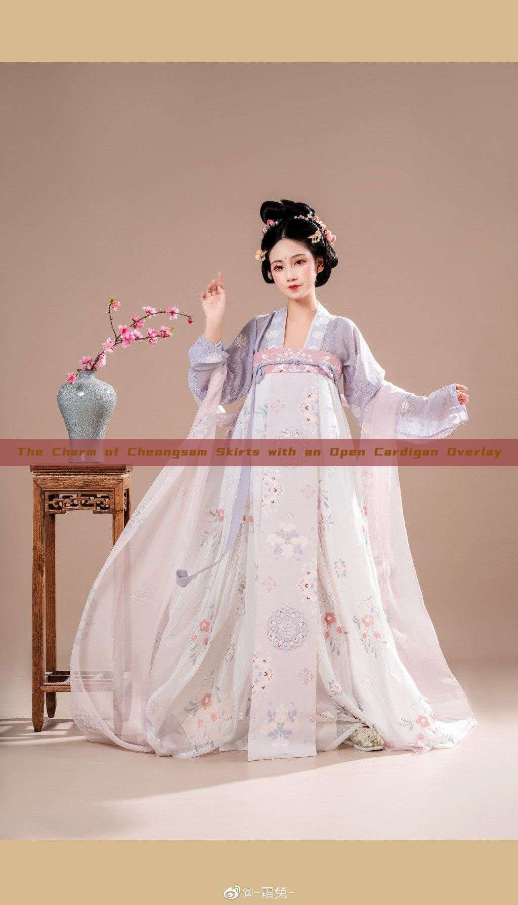 The Charm of Cheongsam Skirts with an Open Cardigan Overlay The Charm of Cheongsam Skirts with an Open Cardigan Overlay