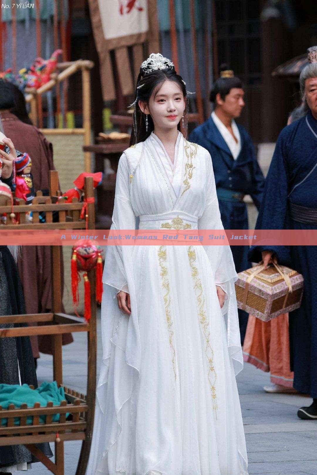 A Winter Look:Womens Red Tang Suit Jacket A Winter Look:Womens Red Tang Suit Jacket