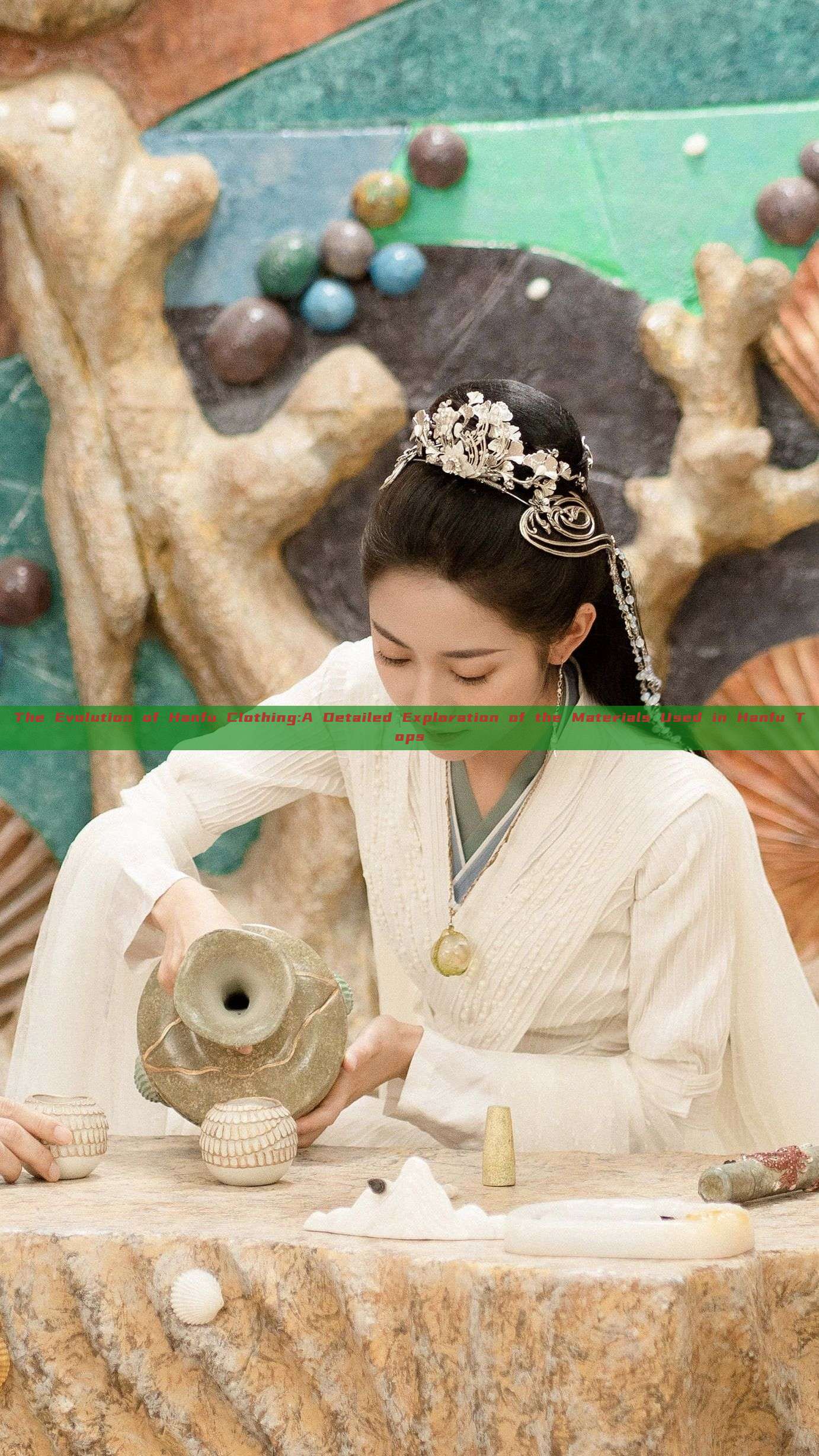 The Evolution of Hanfu Clothing:A Detailed Exploration of the Materials Used in Hanfu Tops The Evolution of Hanfu Clothing:A Detailed Exploration of the Materials Used in Hanfu Tops