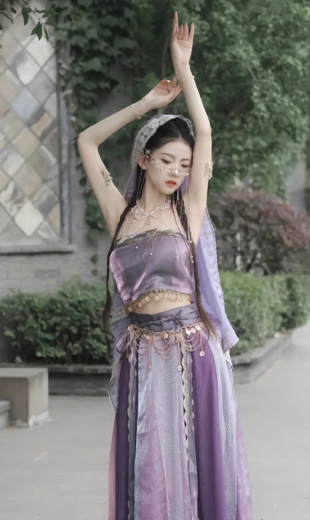 Reimagining Cheongsam Suites for the Petite Figure:Embracing the Classics with Modern Adaptations Reimagining Cheongsam Suites for the Petite Figure:Embracing the Classics with Modern Adaptations