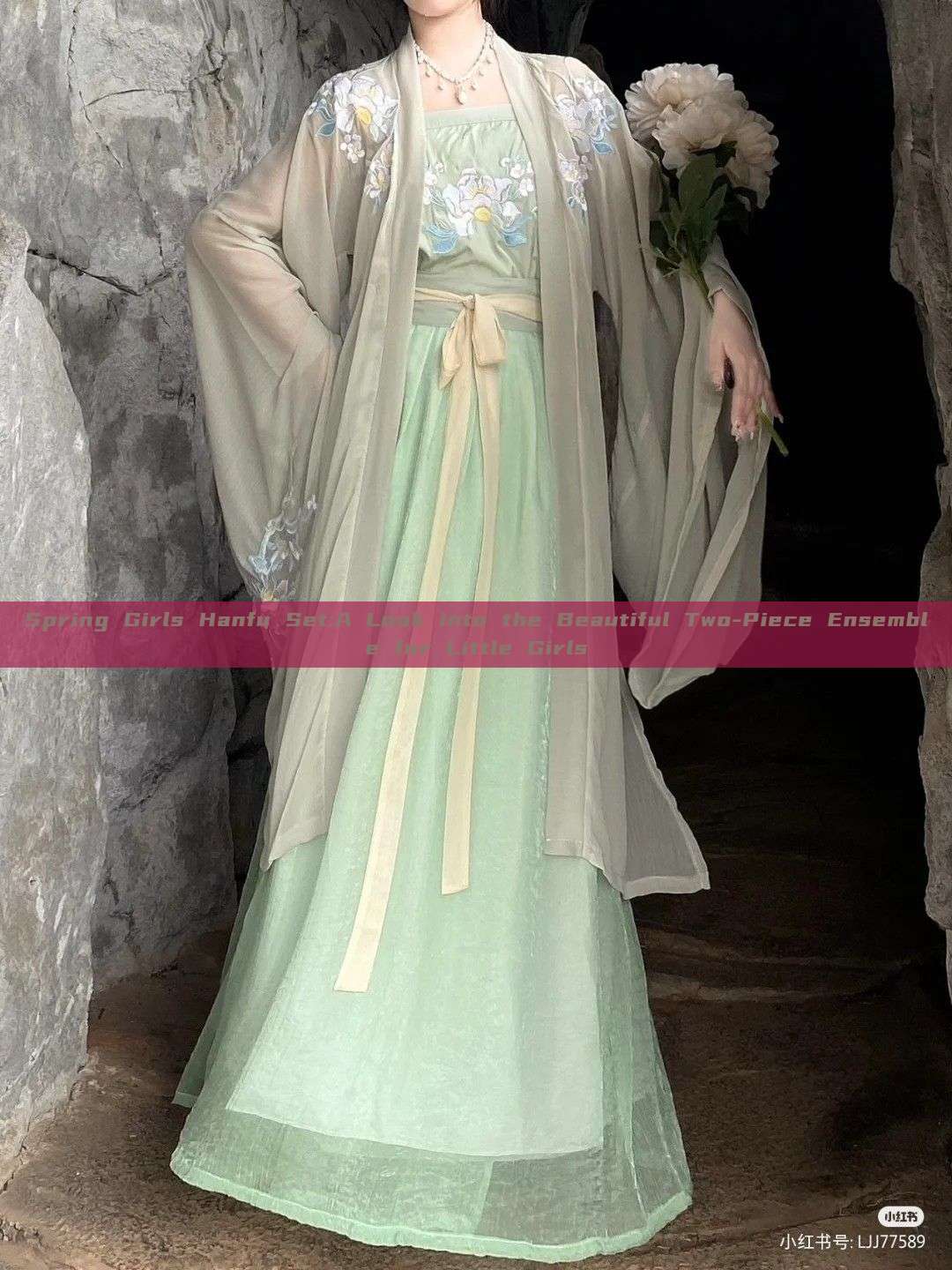 Spring Girls Hanfu Set:A Look into the Beautiful Two-Piece Ensemble for Little Girls Spring Girls Hanfu Set:A Look into the Beautiful Two-Piece Ensemble for Little Girls