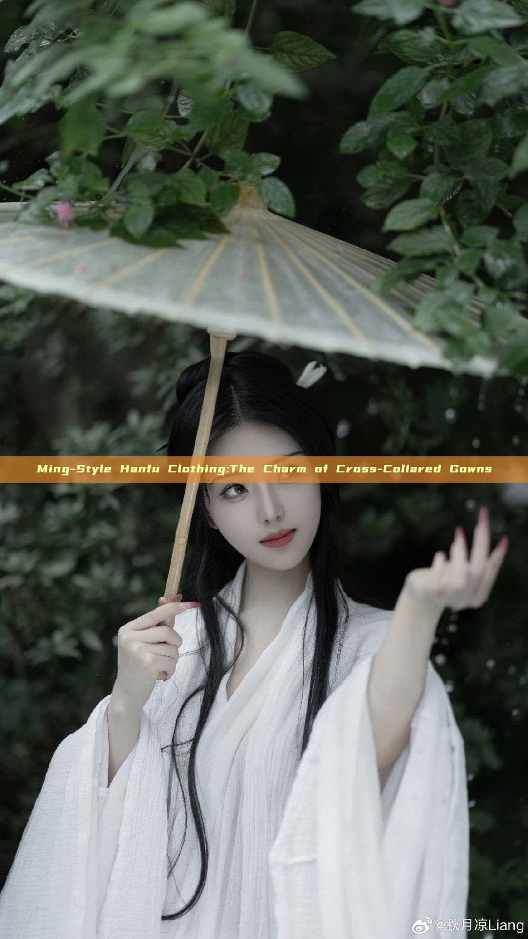 Ming-Style Hanfu Clothing:The Charm of Cross-Collared Gowns Ming-Style Hanfu Clothing:The Charm of Cross-Collared Gowns