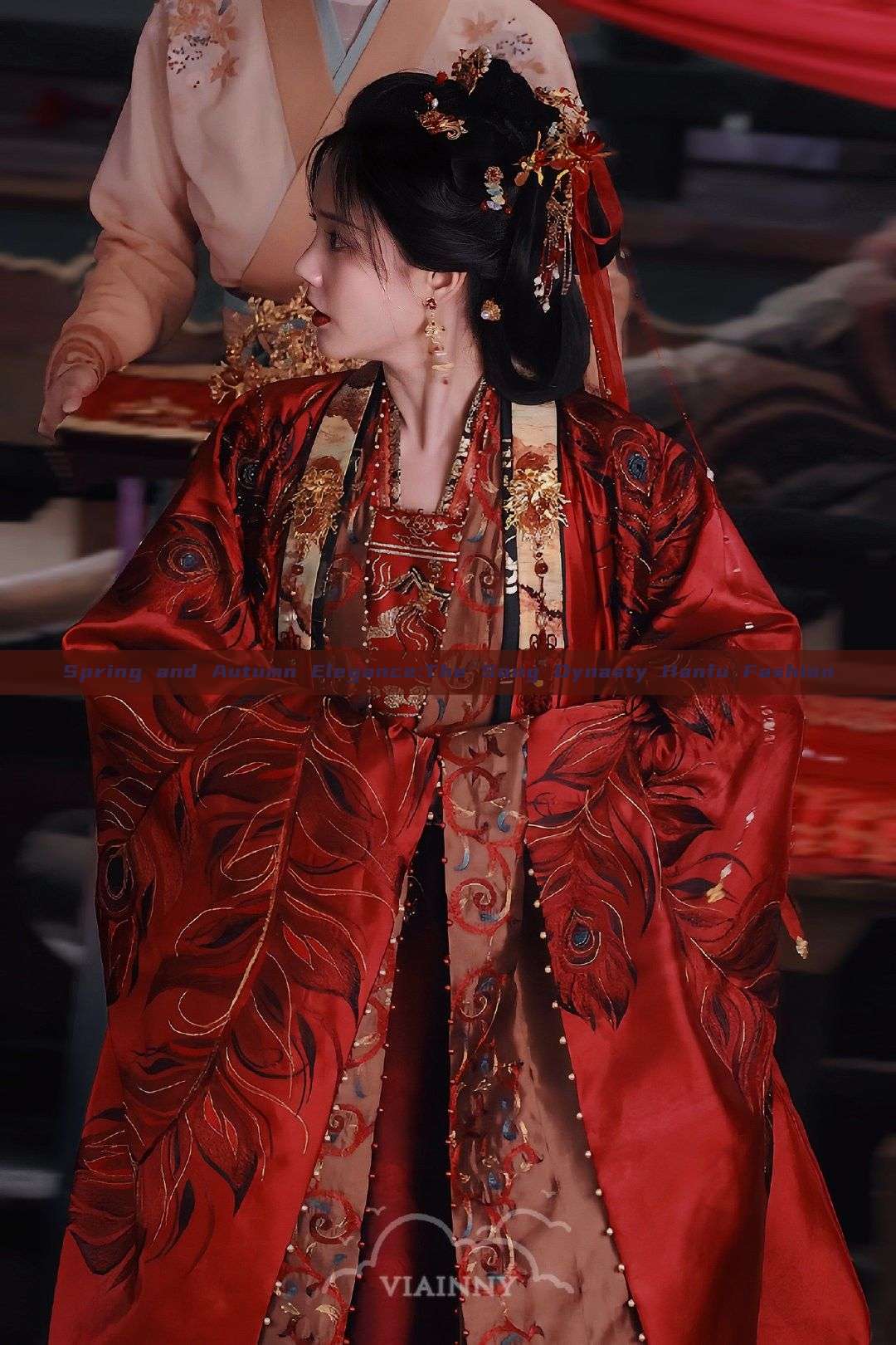 Spring and Autumn Elegance:The Song Dynasty Hanfu Fashion Spring and Autumn Elegance:The Song Dynasty Hanfu Fashion