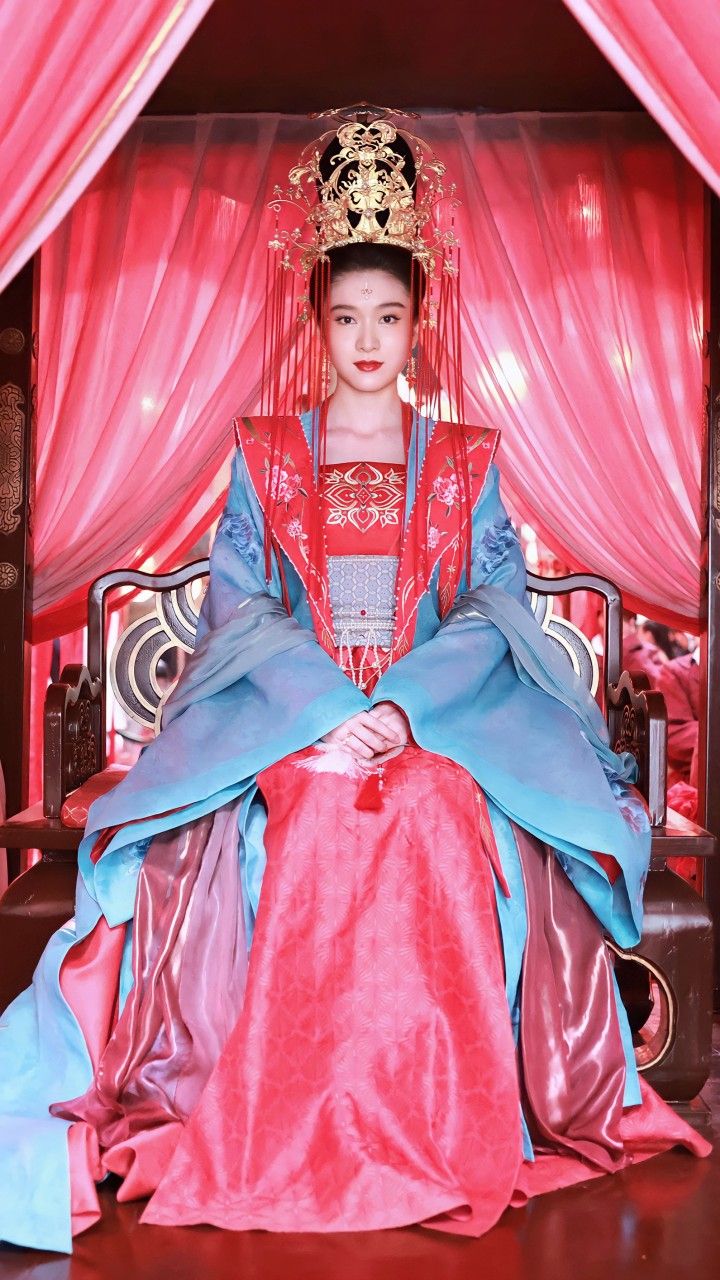 敦煌汉服，穿越千年的飞天时尚