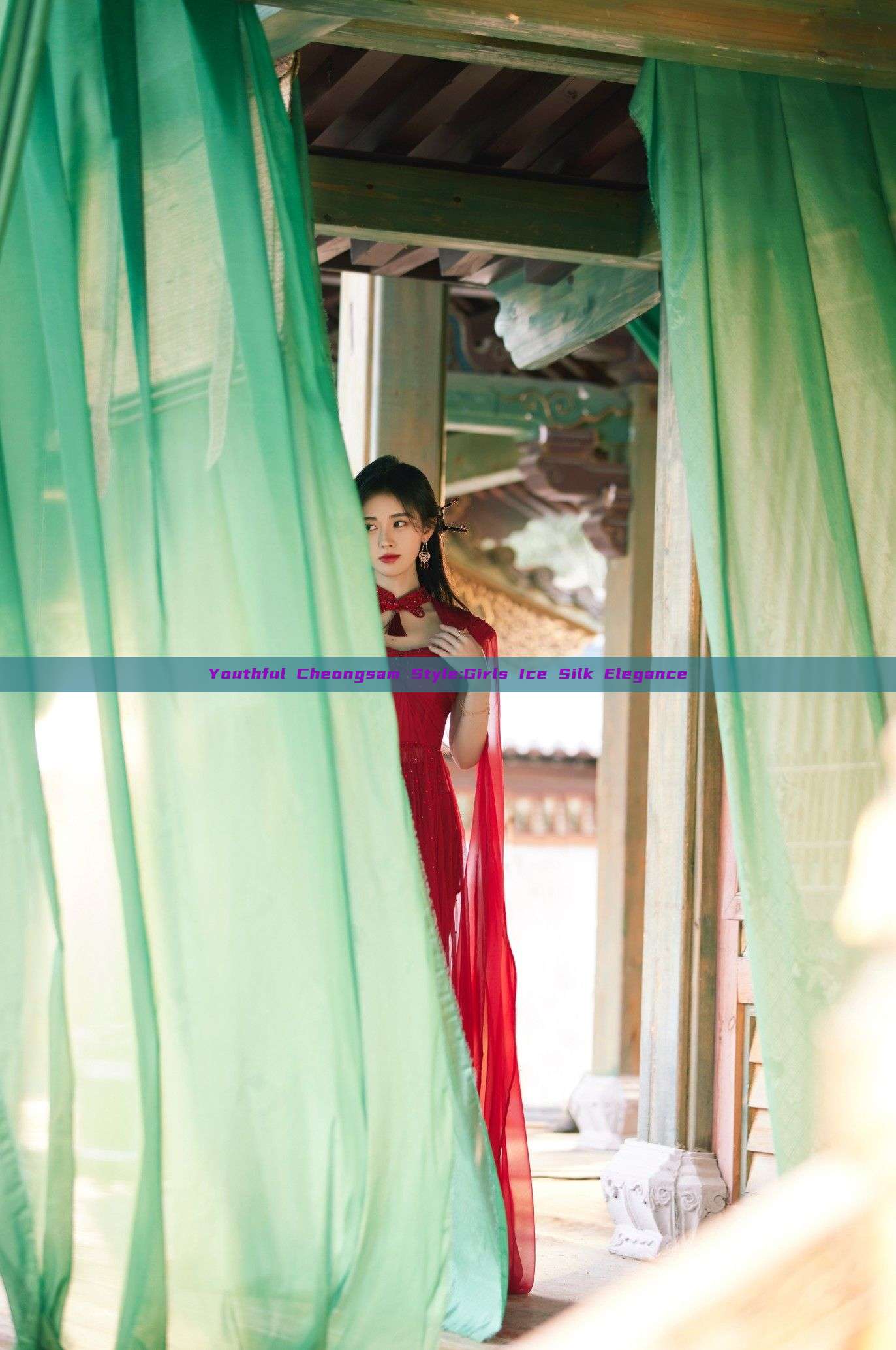Youthful Cheongsam Style:Girls Ice Silk Elegance Youthful Cheongsam Style:Girls Ice Silk Elegance