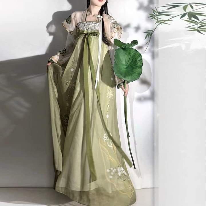 Elegant Hanfu Hairpins and Headwear:A Premium Collection Elegant Hanfu Hairpins and Headwear:A Premium Collection