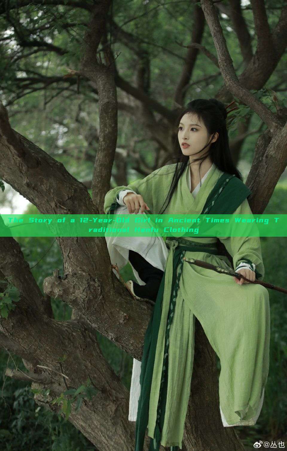 The Story of a 12-Year-Old Girl in Ancient Times Wearing Traditional Hanfu Clothing The Story of a 12-Year-Old Girl in Ancient Times Wearing Traditional Hanfu Clothing