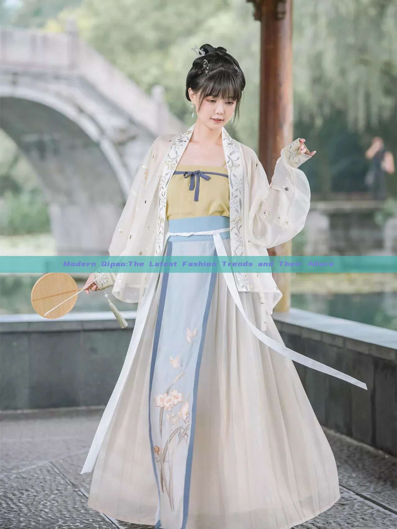 Modern Qipao:The Latest Fashion Trends and Their Allure Modern Qipao:The Latest Fashion Trends and Their Allure