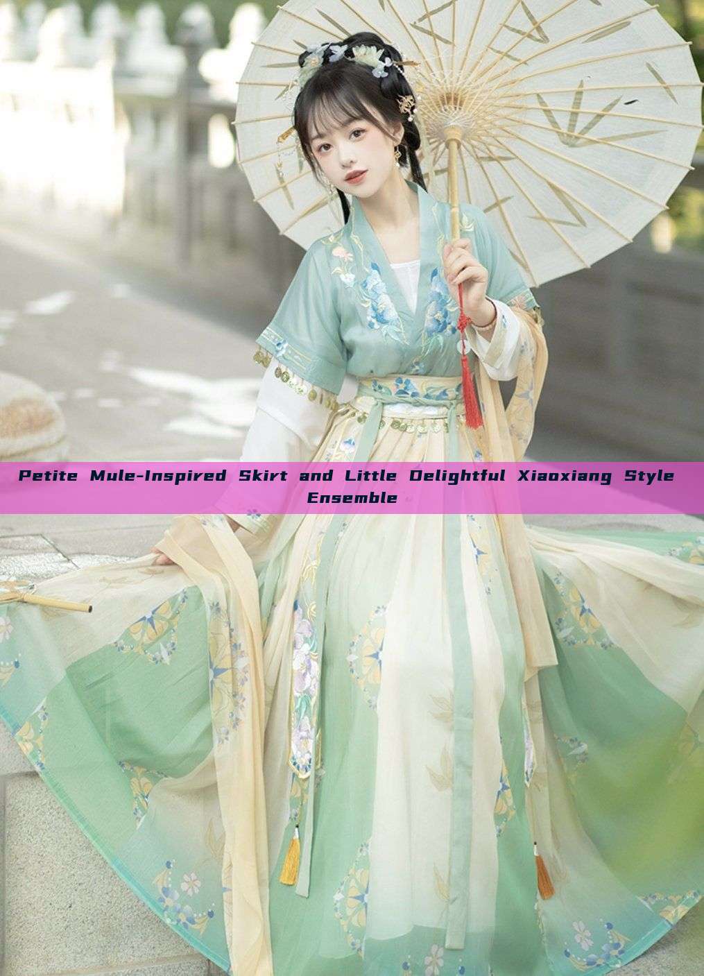 Petite Mule-Inspired Skirt and Little Delightful Xiaoxiang Style Ensemble Petite Mule-Inspired Skirt and Little Delightful Xiaoxiang Style Ensemble