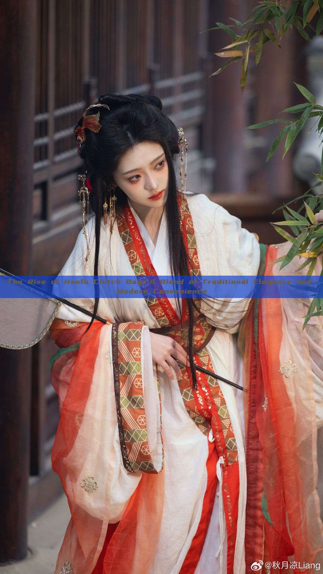 The Rise of Hanfu Clutch Bags:A Blend of Traditional Elegance and Modern Convenience The Rise of Hanfu Clutch Bags:A Blend of Traditional Elegance and Modern Convenience